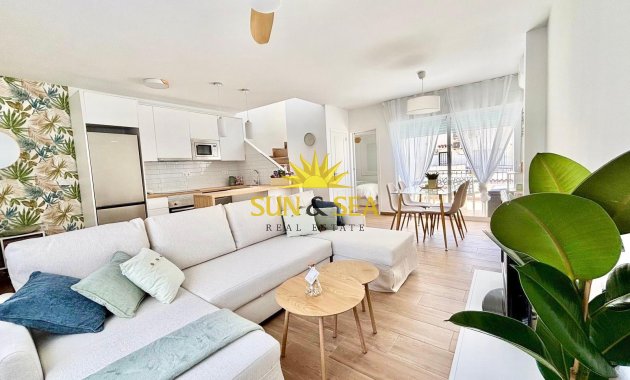 Duplex - Location à long terme - Torrevieja - Playa Los Naufragos