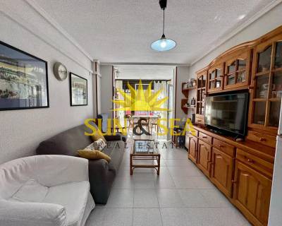 Estudio - Alquiler a largo plazo - Torrevieja - RENT-1203R
