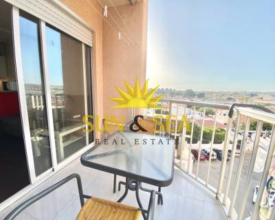 Estudio - Alquiler a largo plazo - Torrevieja - RENT-1943MG