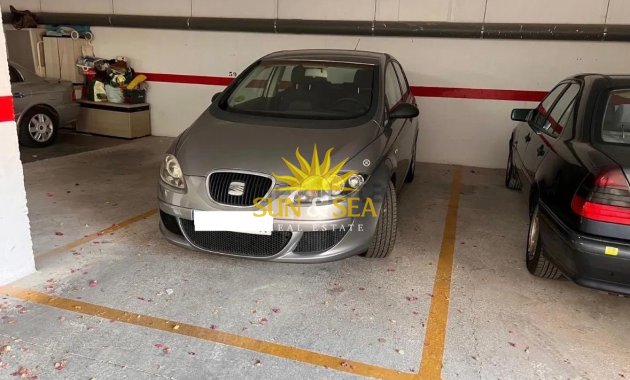 Garage - Herverkoop - Orihuela Costa - Orihuela Costa