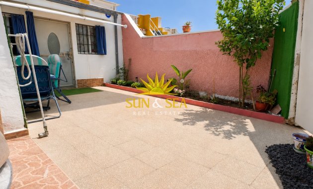 Ground Floor - Alquiler a largo plazo - Torrevieja - Torretas