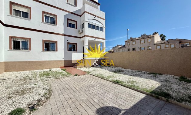 Ground Floor - Wiederverkauf - Orihuela Costa - Punta Prima