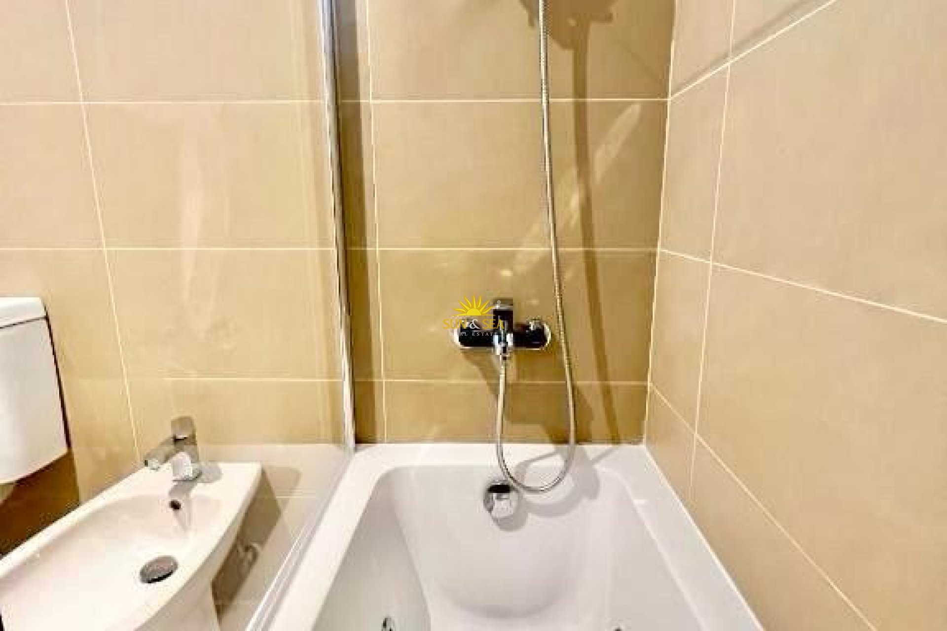 Herverkoop - Appartement -  - Benidorm