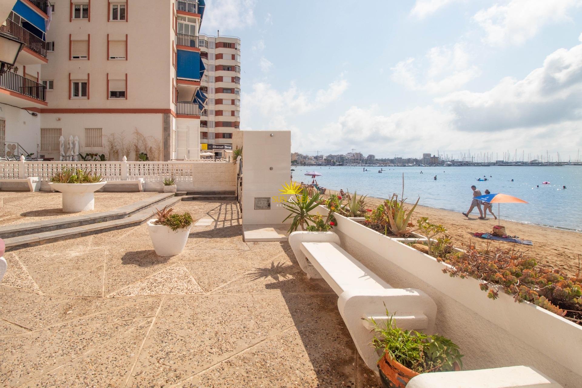 Herverkoop - Appartement - Torrevieja - Acequion
