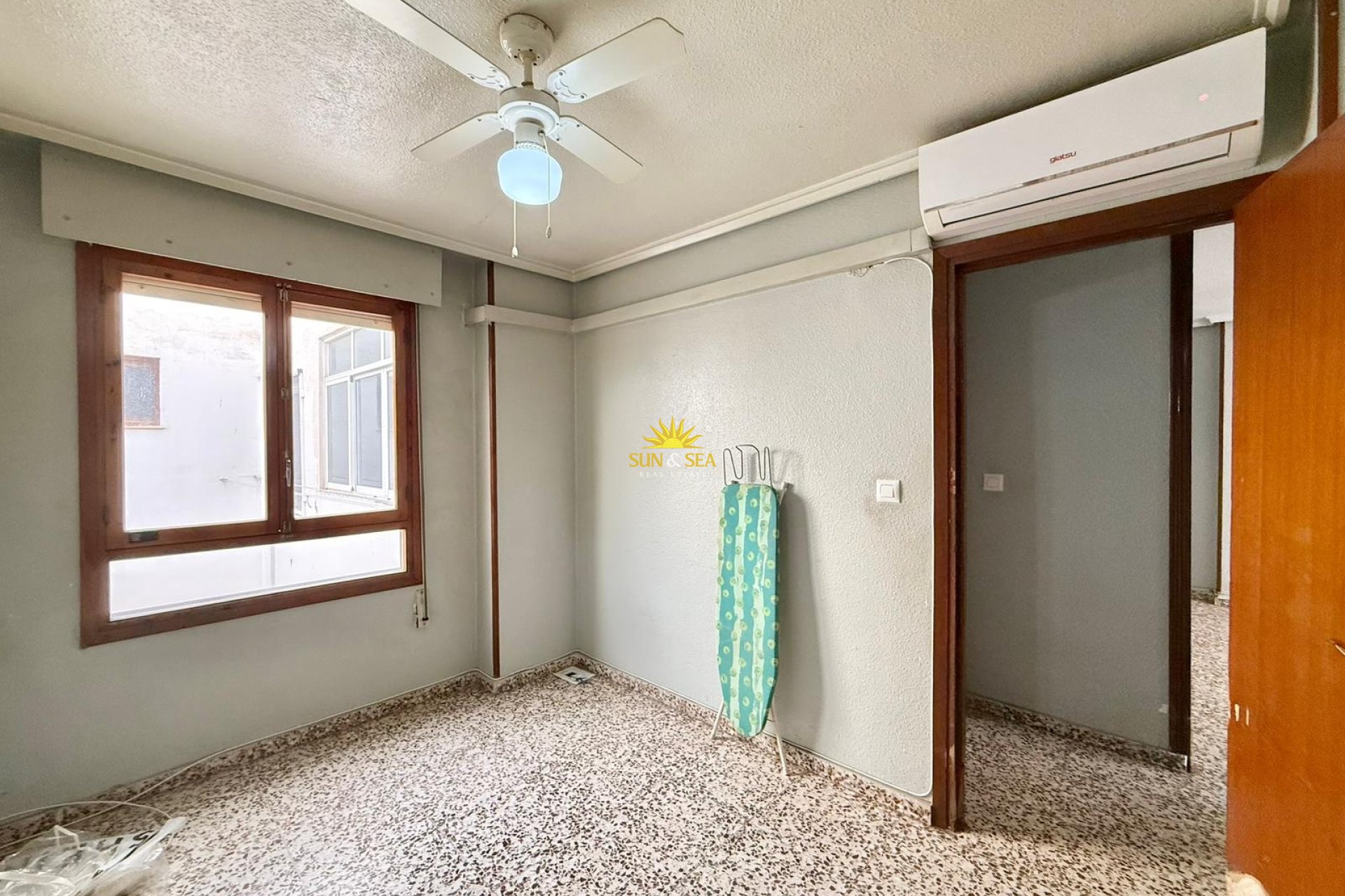 Herverkoop - Appartement - Torrevieja - Acequion