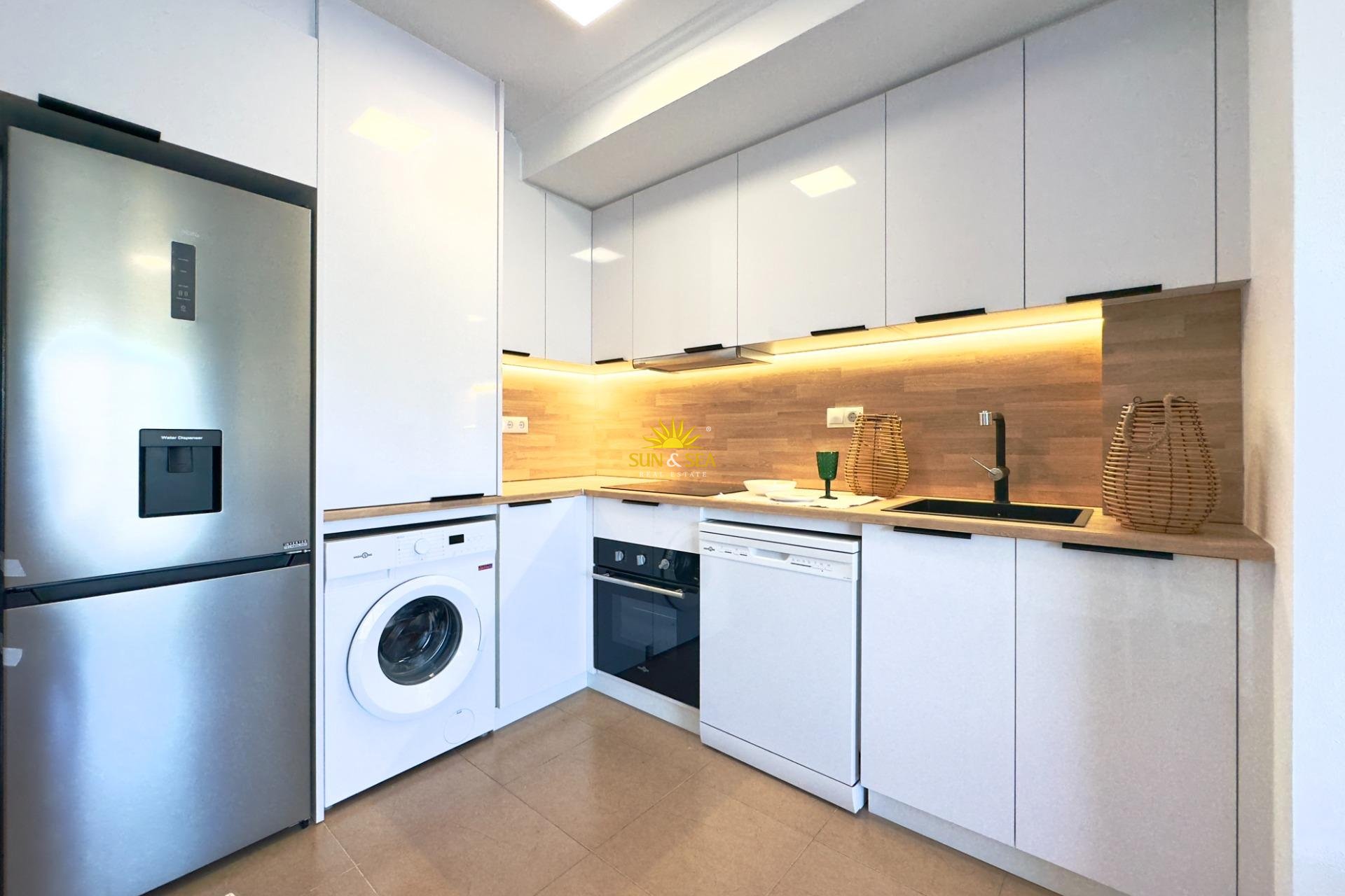 Herverkoop - Appartement - Torrevieja - Acequion