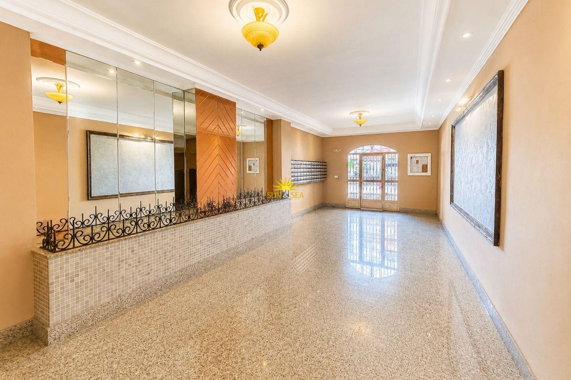 Herverkoop - Appartement - Torrevieja - Centro