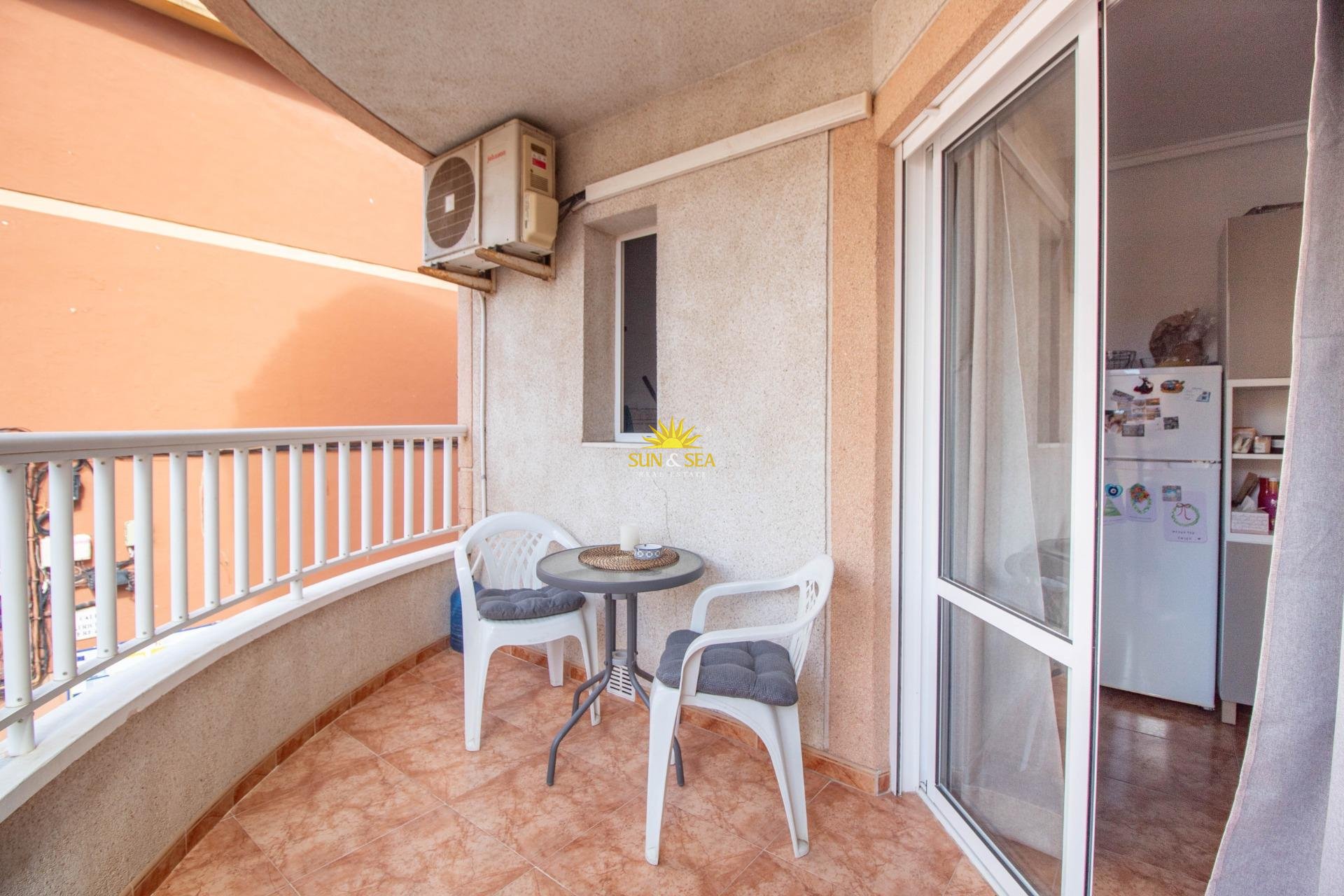 Herverkoop - Appartement - Torrevieja - Centro