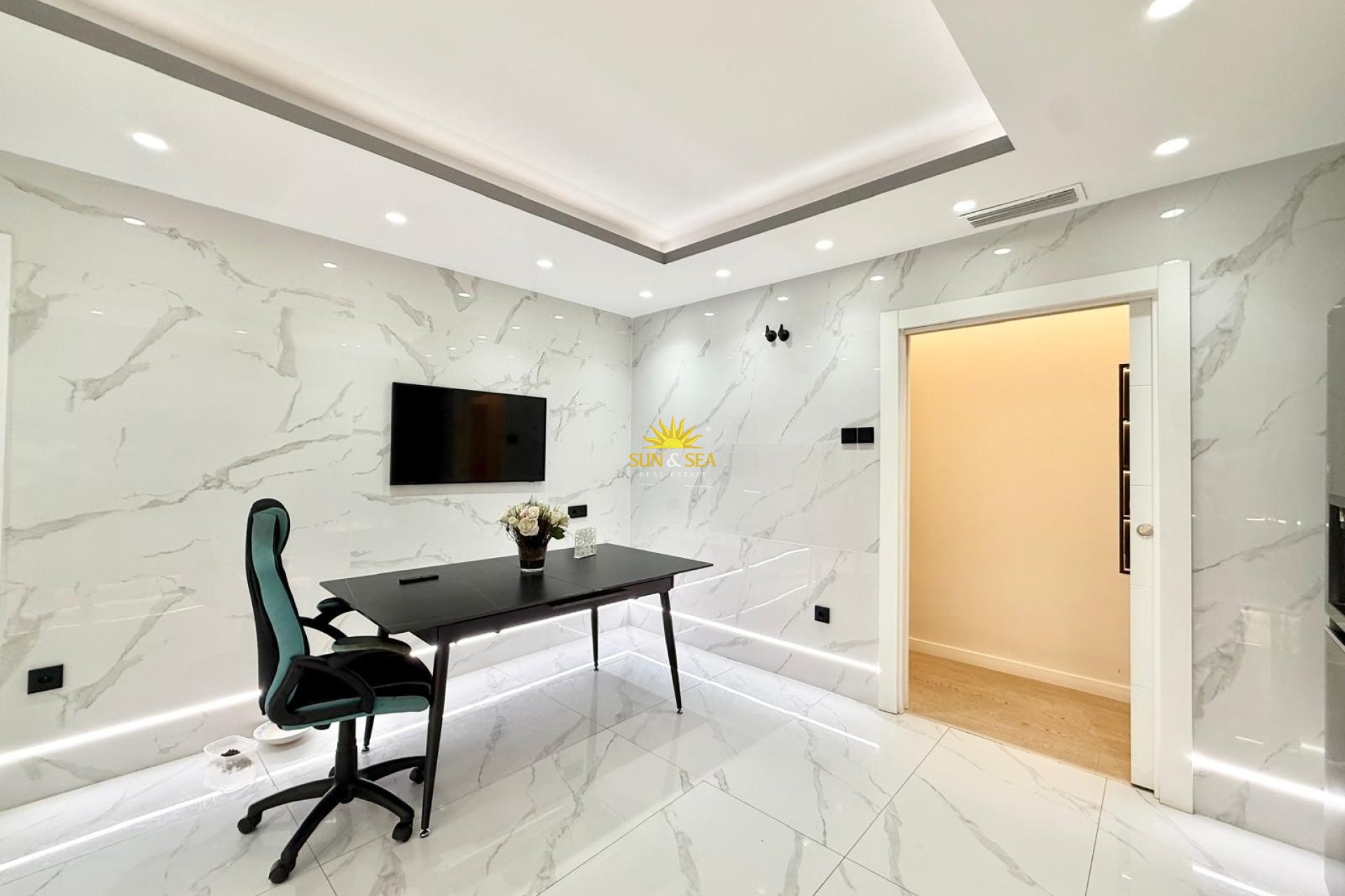 Herverkoop - Appartement - Torrevieja - Centro