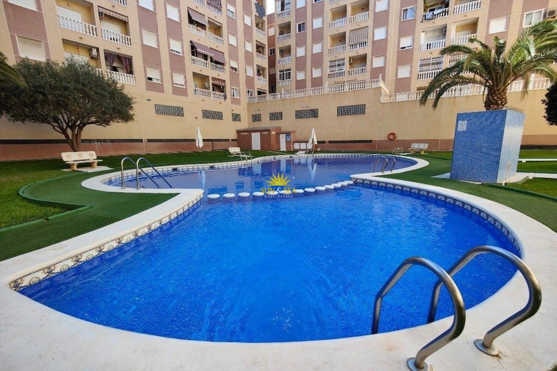 Herverkoop - Appartement - Torrevieja - Parque de las Naciones