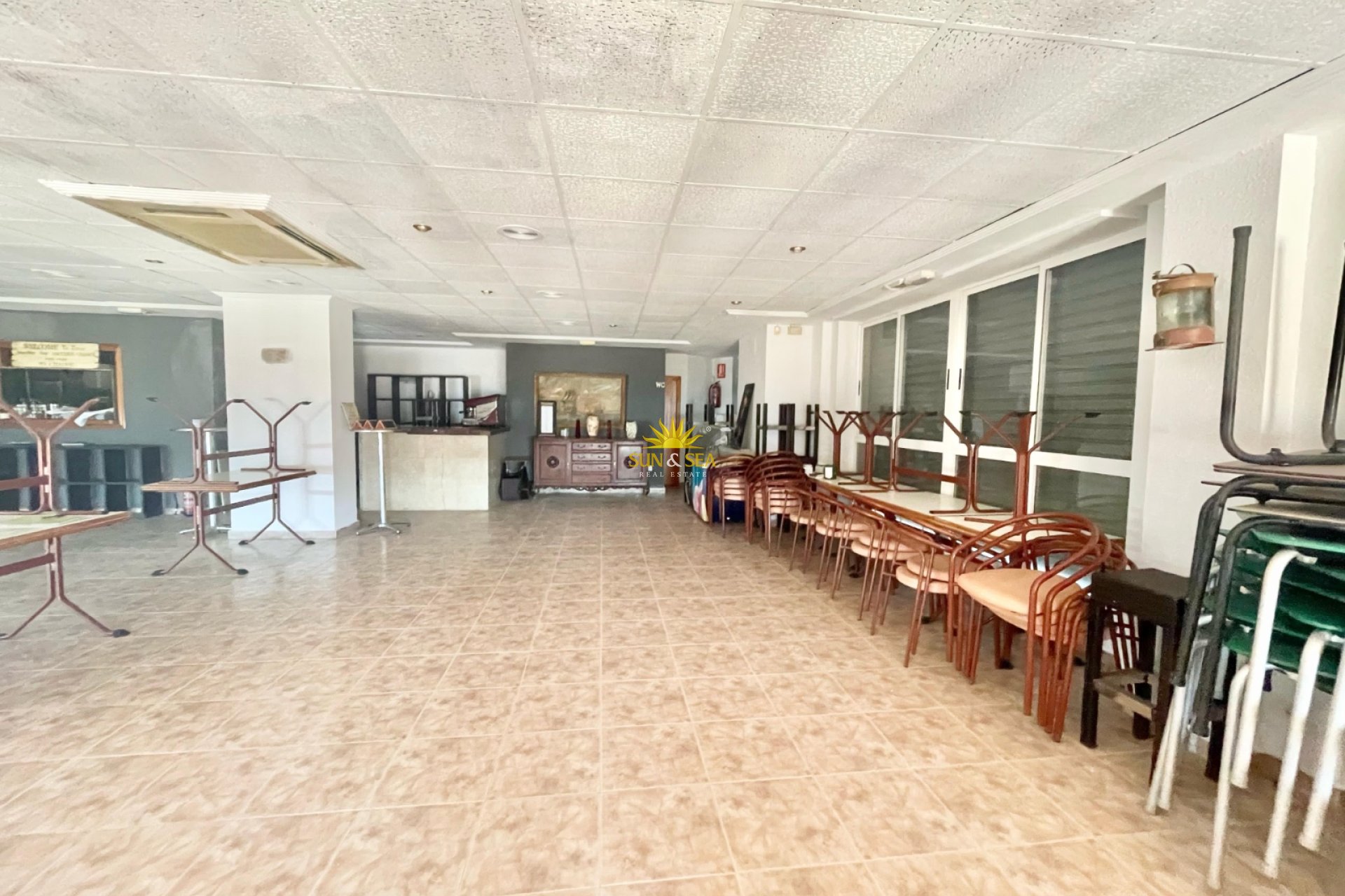 Herverkoop - Commercieel - Torrevieja - Acequion