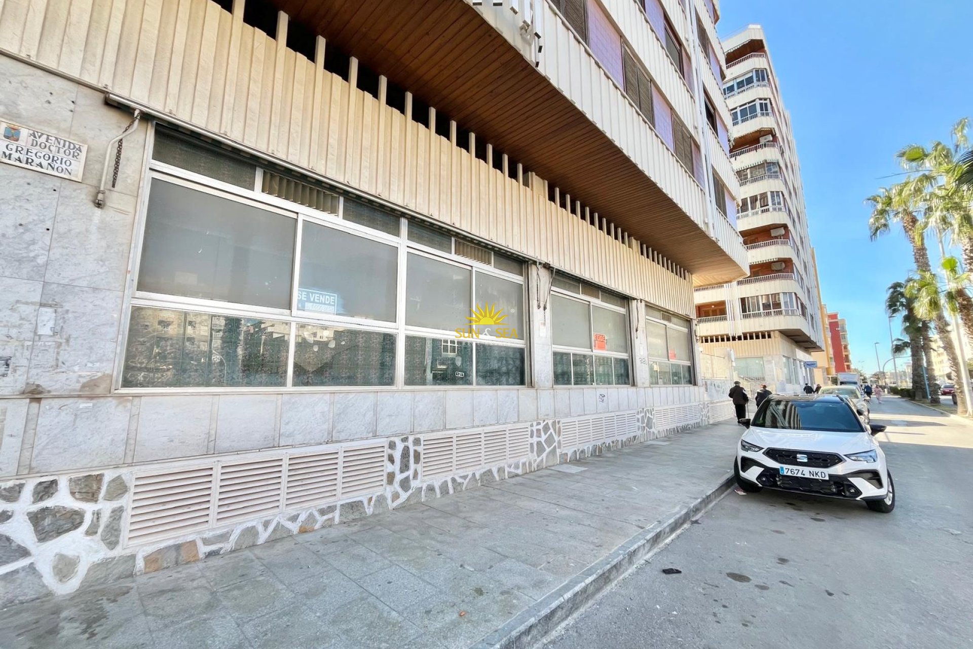 Herverkoop - Commercieel - Torrevieja - Playa del Acequión