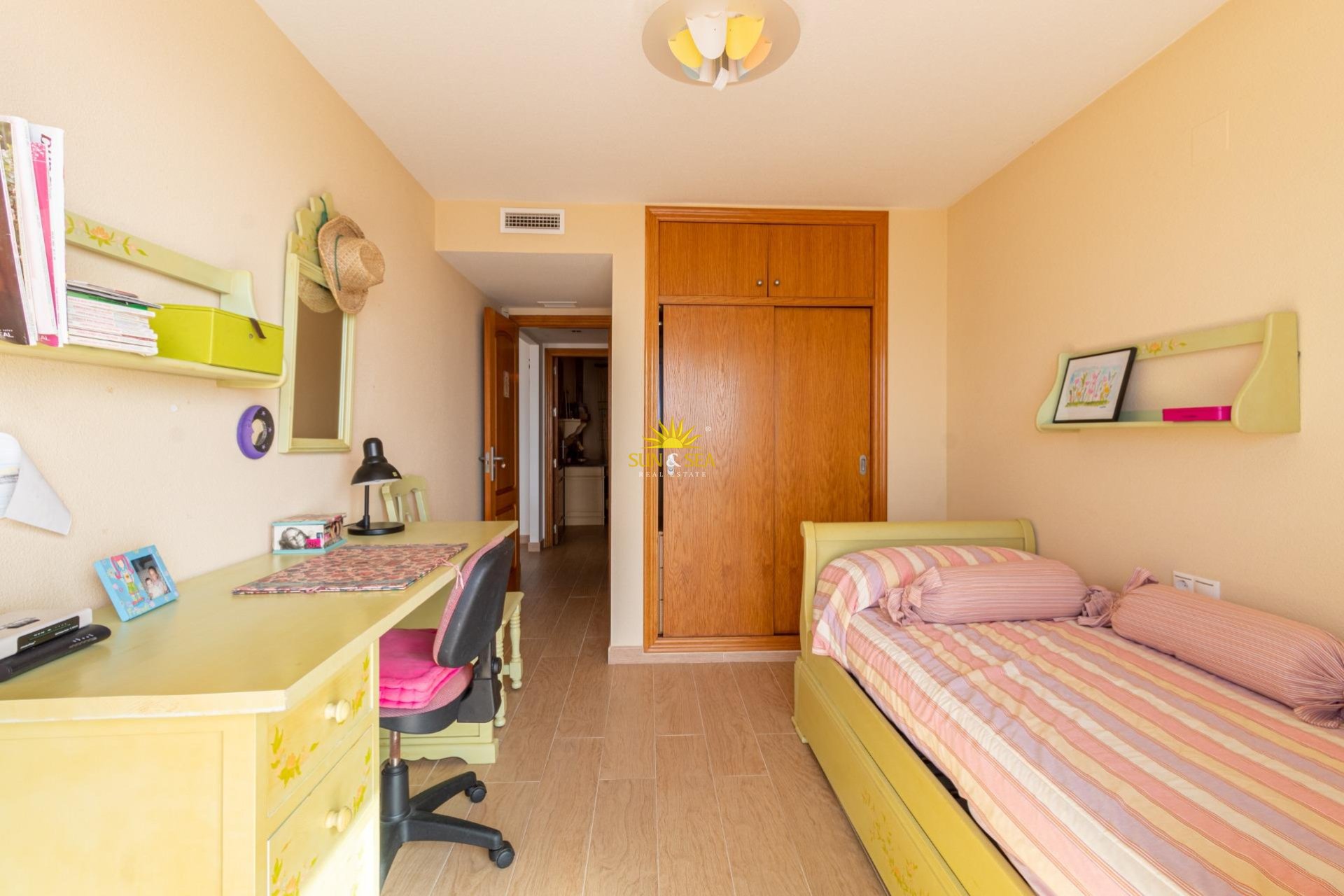 Herverkoop - Flat - Torrevieja - Playa de los locos