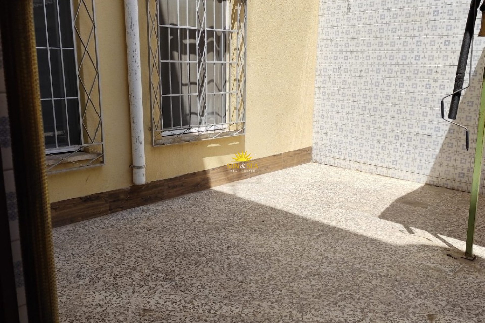 Herverkoop - Ground Floor - 