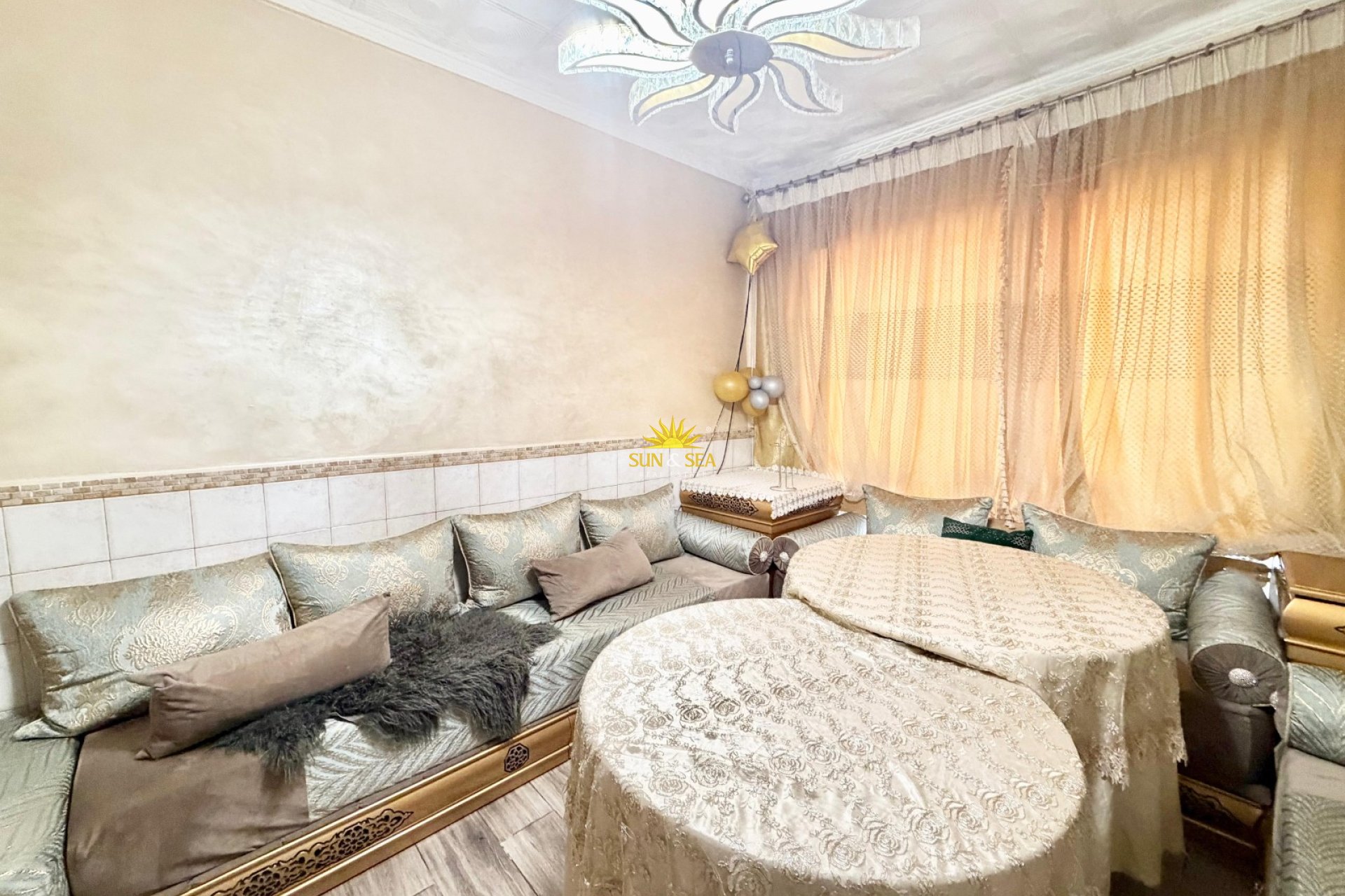 Herverkoop - Ground Floor - 