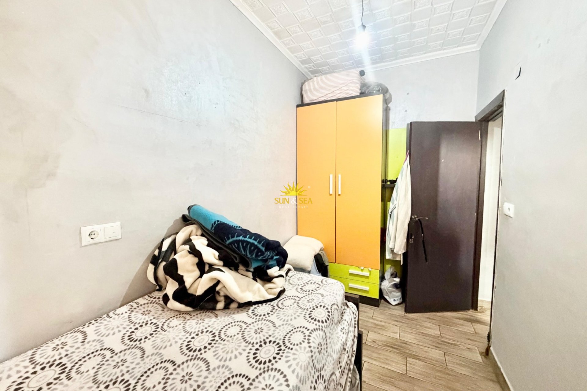 Herverkoop - Ground Floor - 