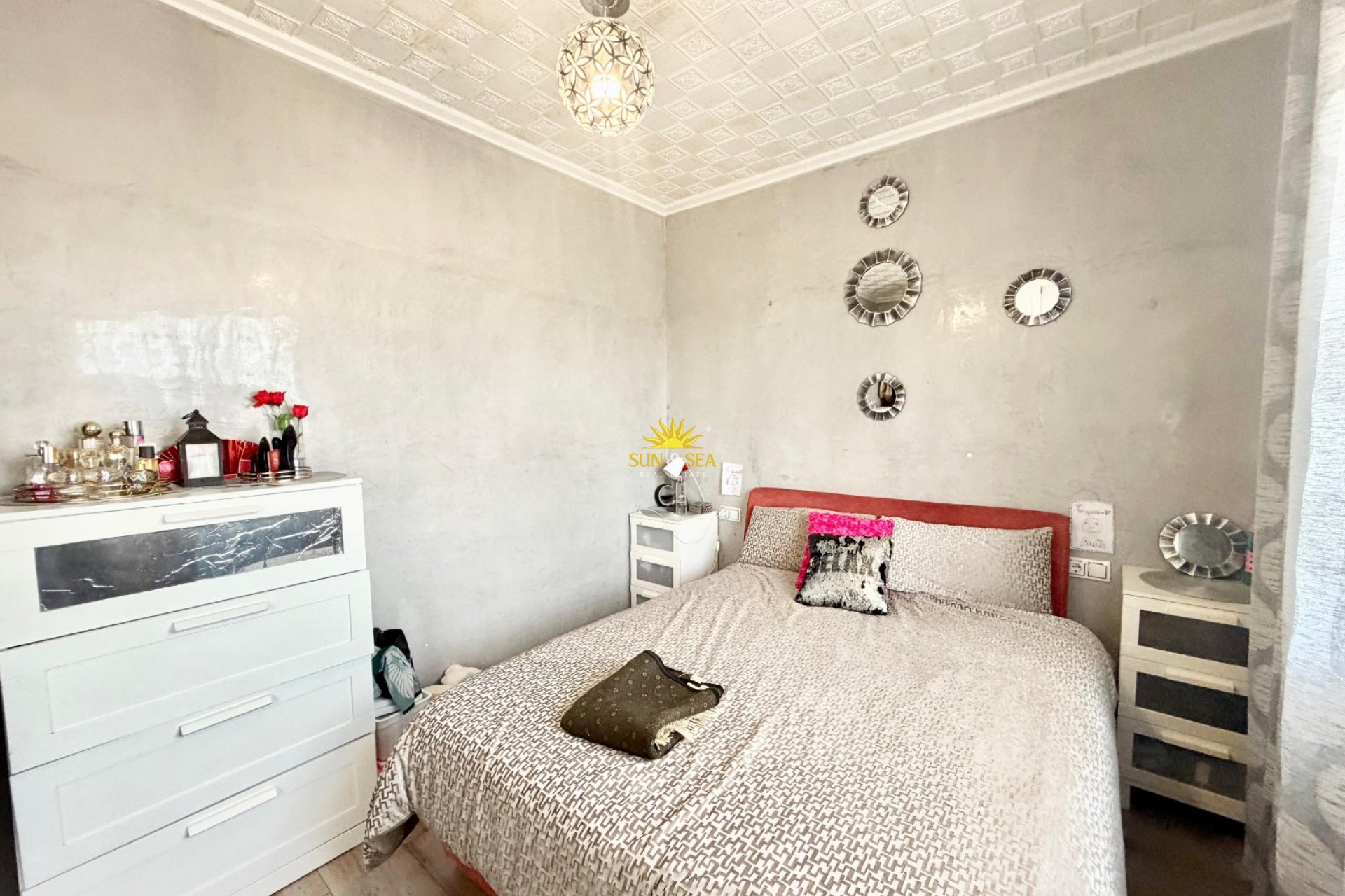 Herverkoop - Ground Floor - 