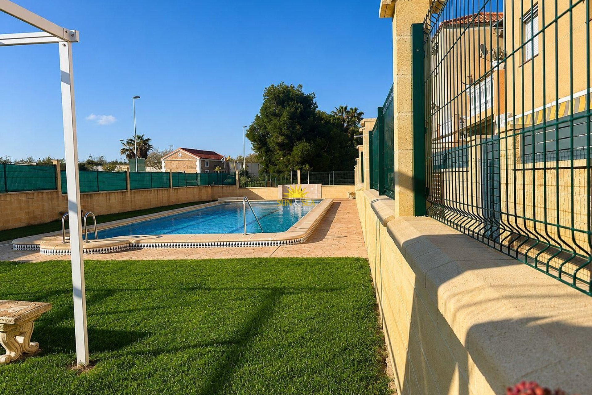 Herverkoop - high-bungalow - Torrevieja - 