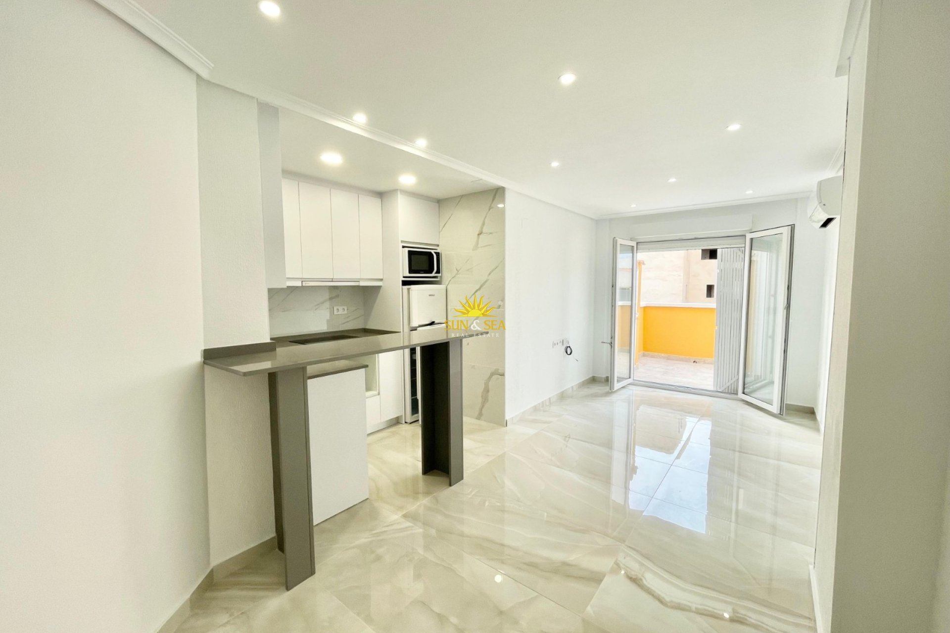Herverkoop - Penthouse - Torrevieja - Centro