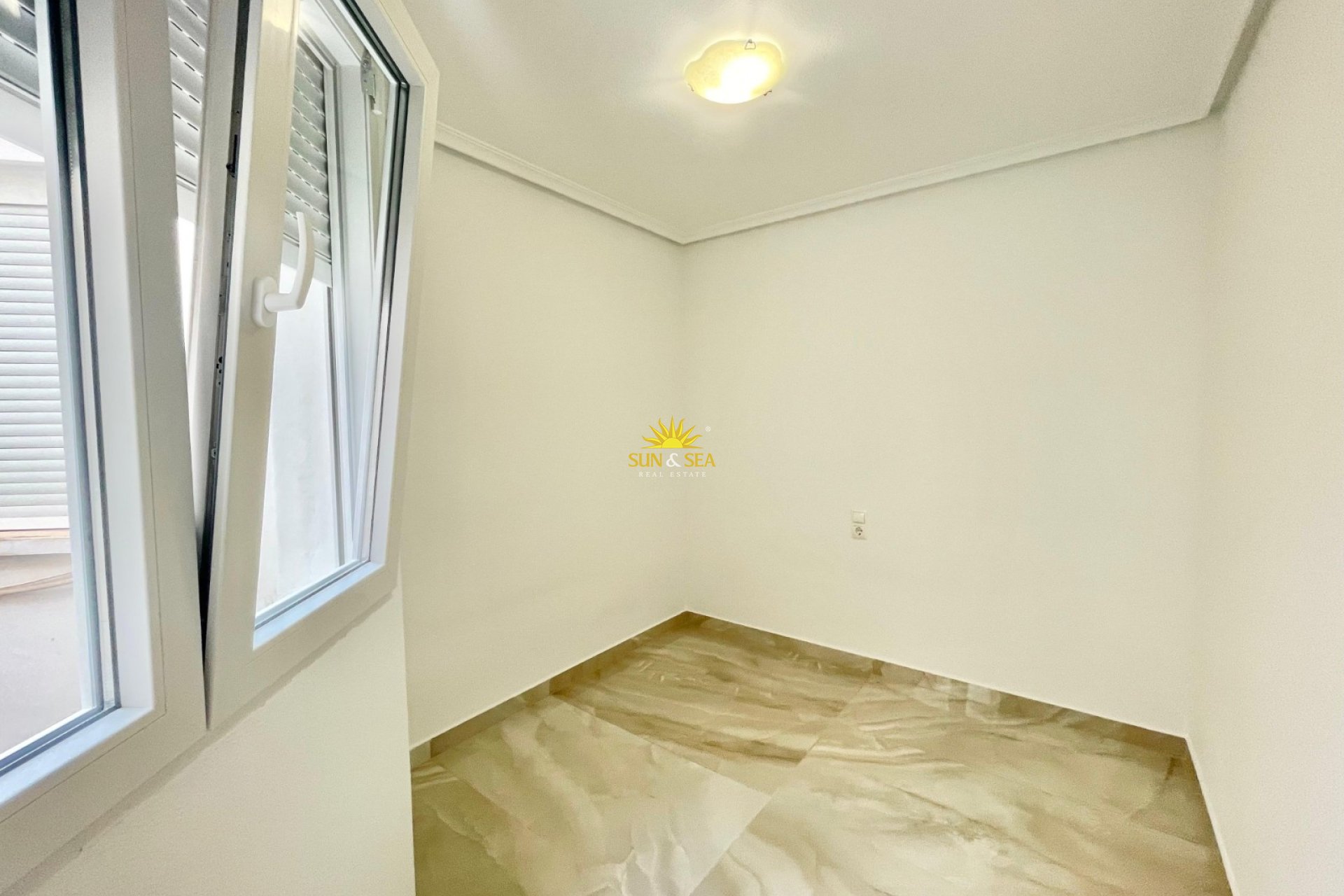 Herverkoop - Penthouse - Torrevieja - Centro