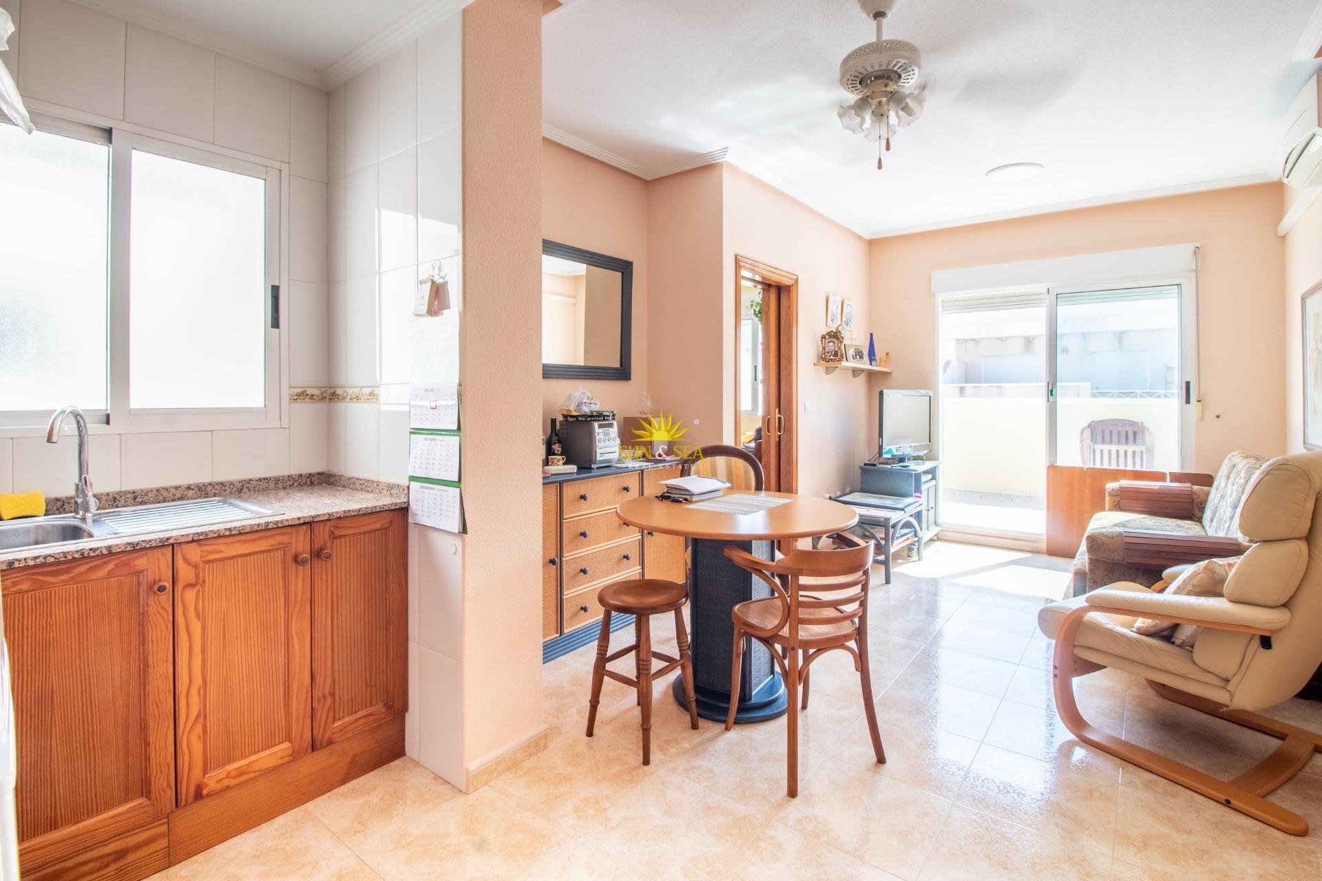 Herverkoop - Penthouse - Torrevieja - Centro