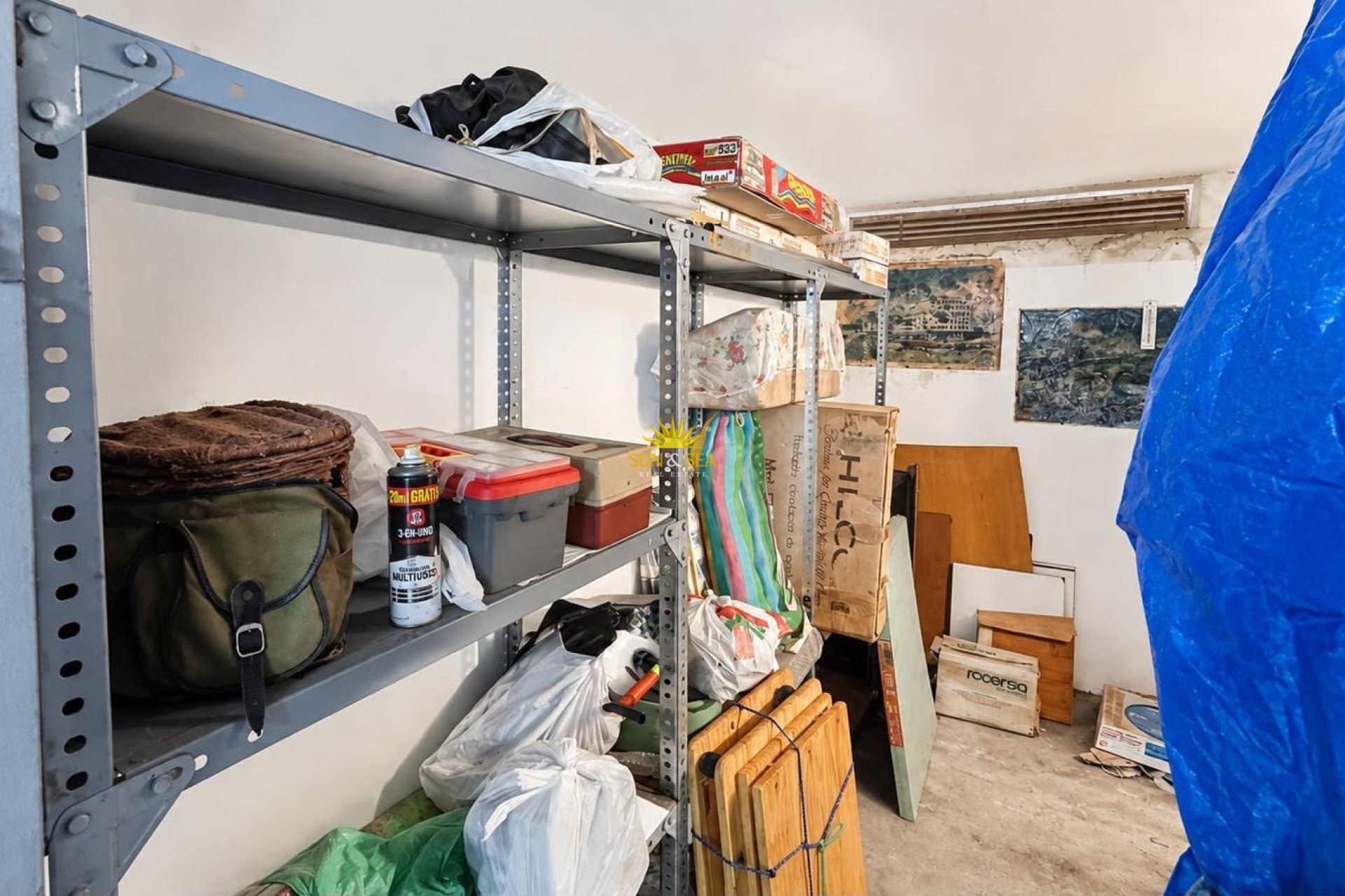 Herverkoop - Storeroom -  - La Mata