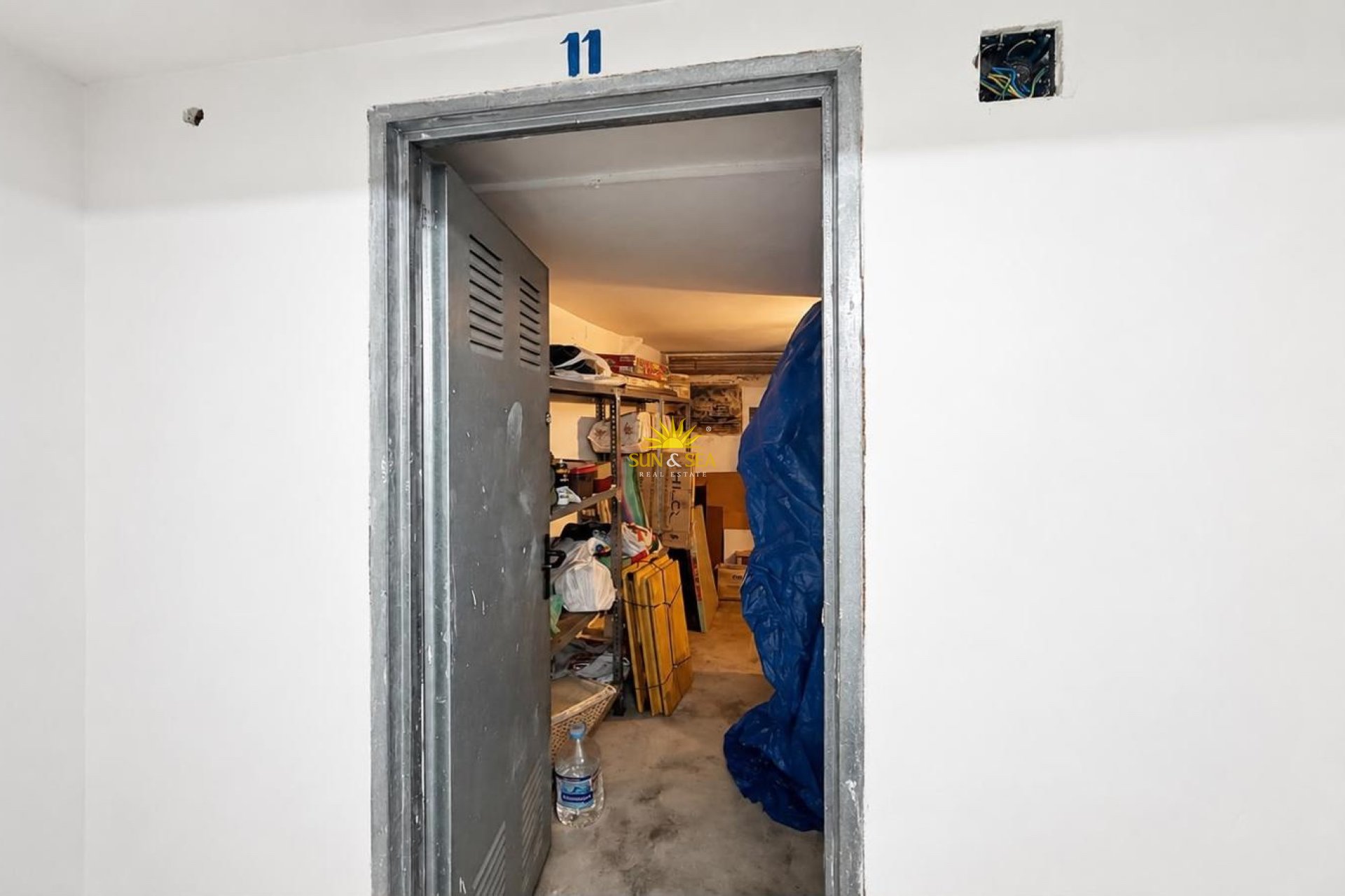 Herverkoop - Storeroom -  - La Mata
