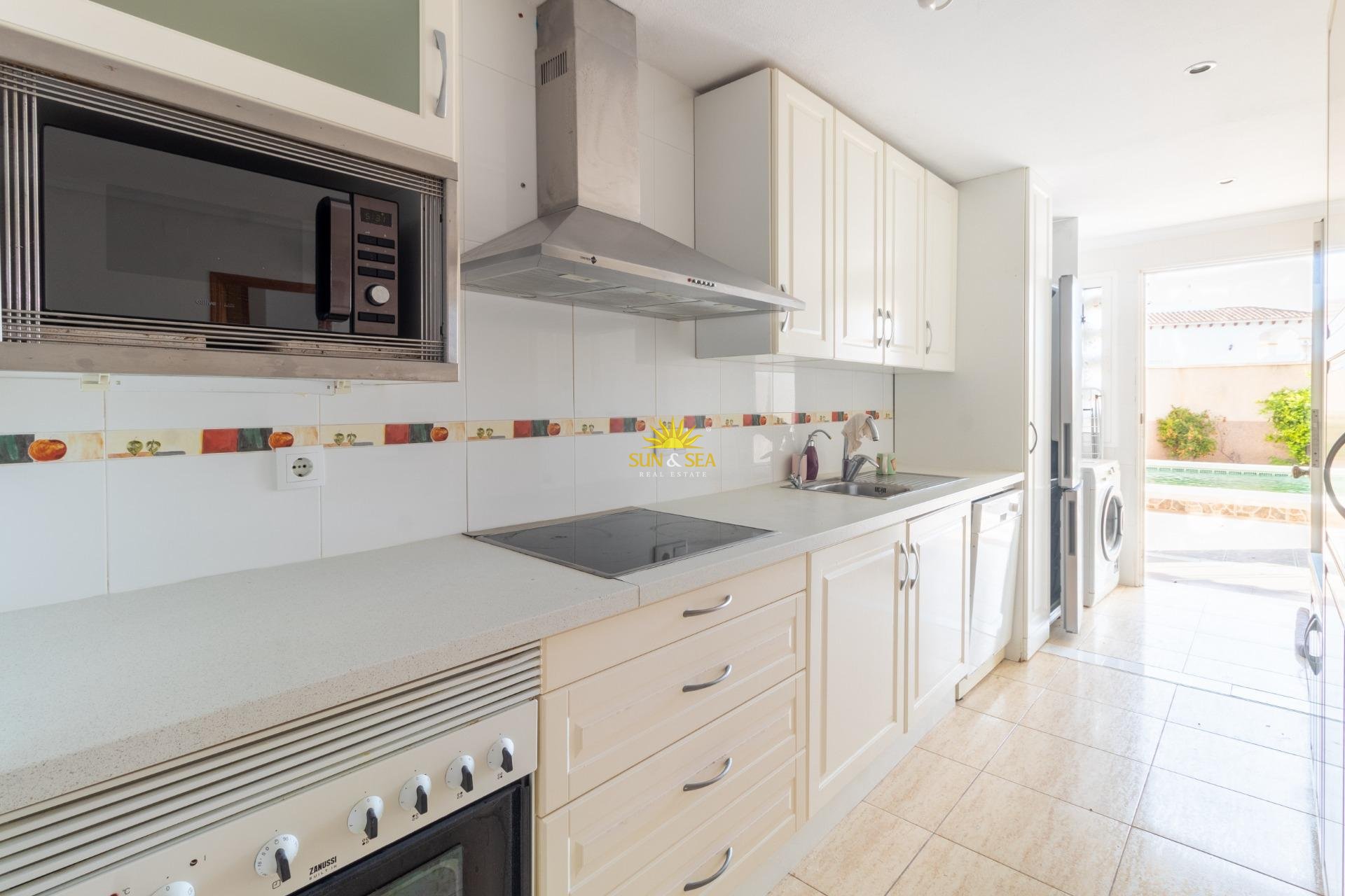 Herverkoop - Townhouse - Orihuela Costa - Punta Prima