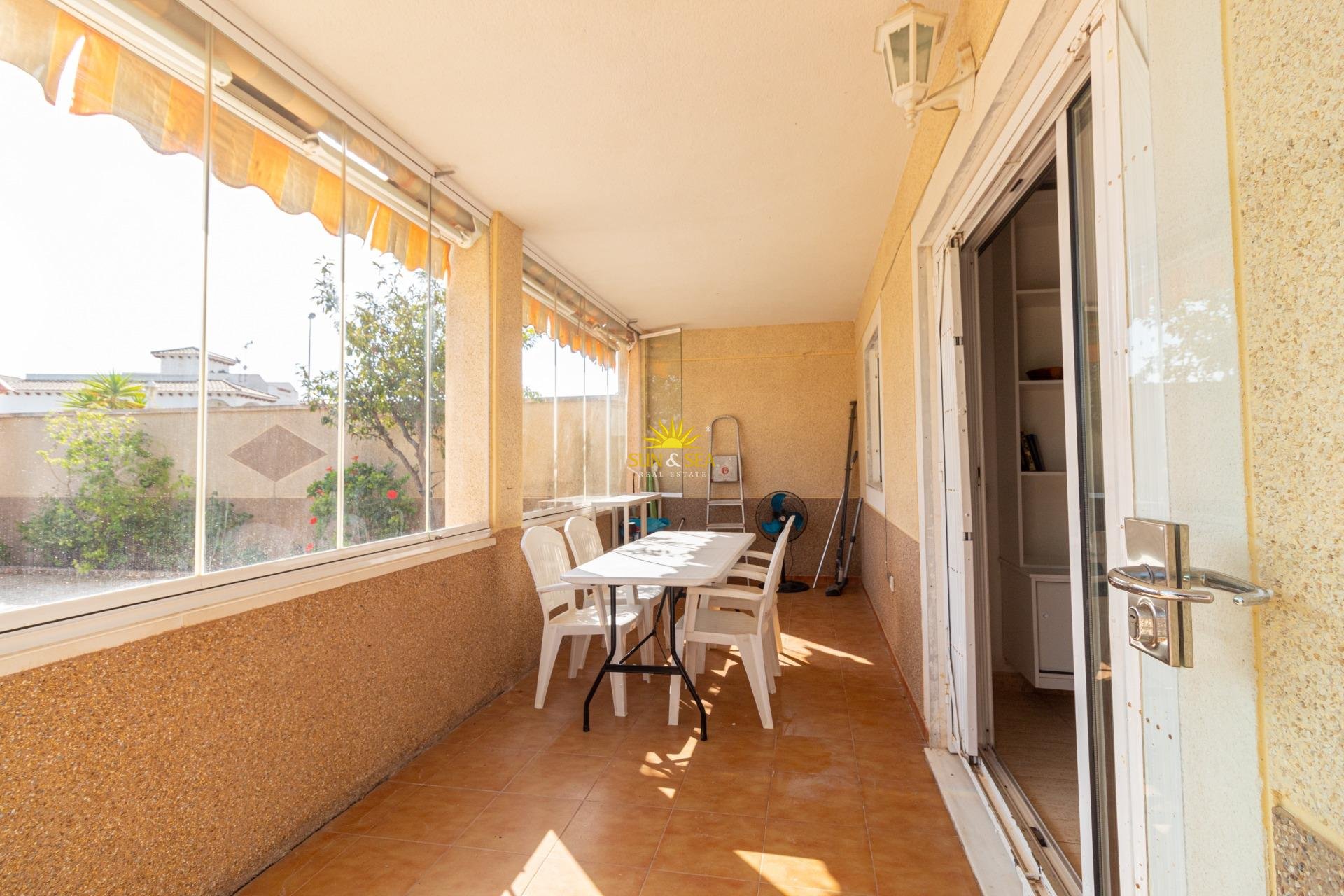 Herverkoop - Townhouse - Orihuela Costa - Punta Prima