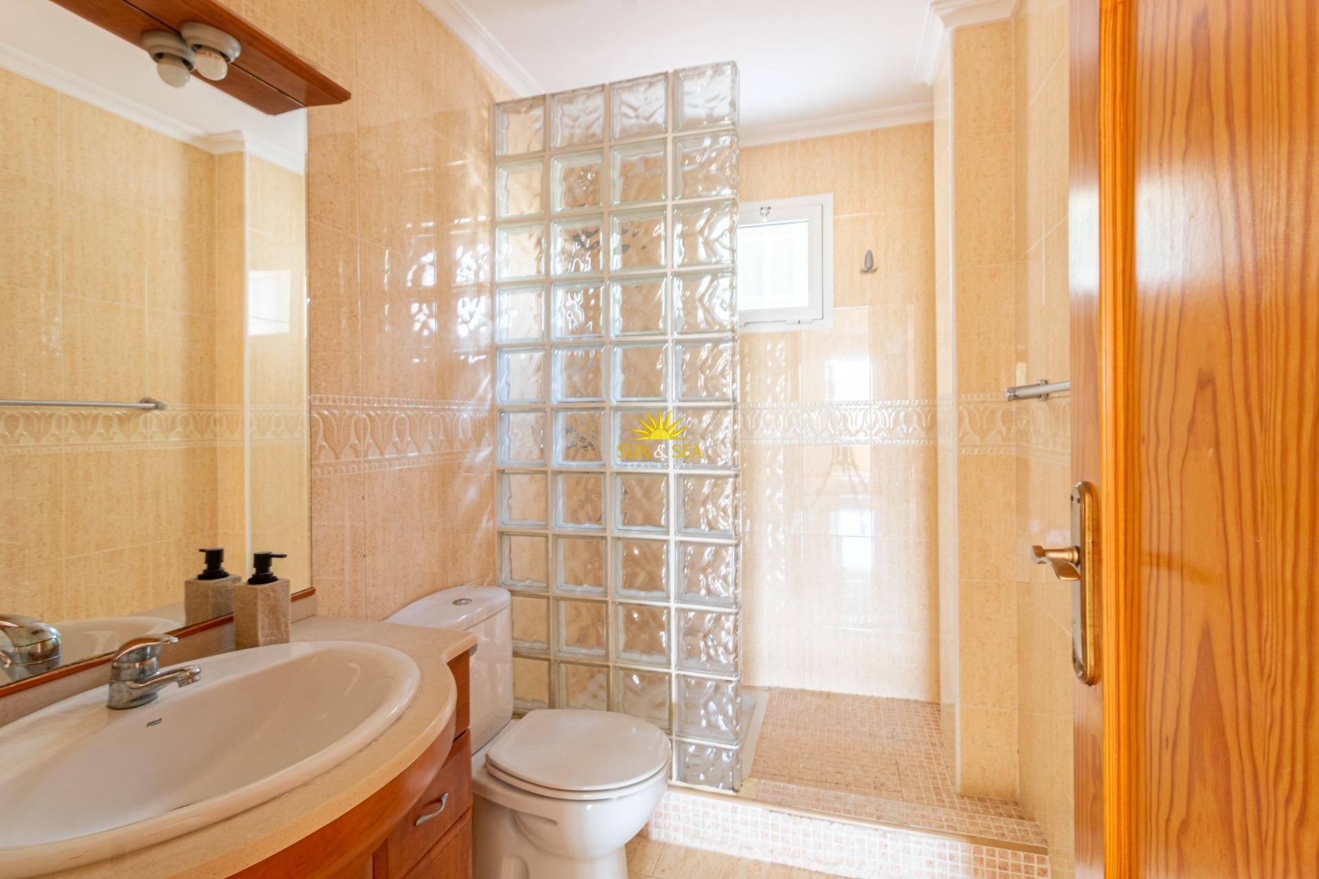 Herverkoop - Townhouse - Orihuela Costa - Punta Prima