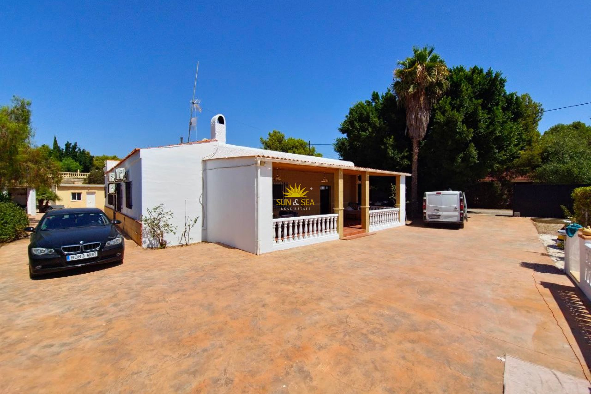 Herverkoop - Villa - Crevillente