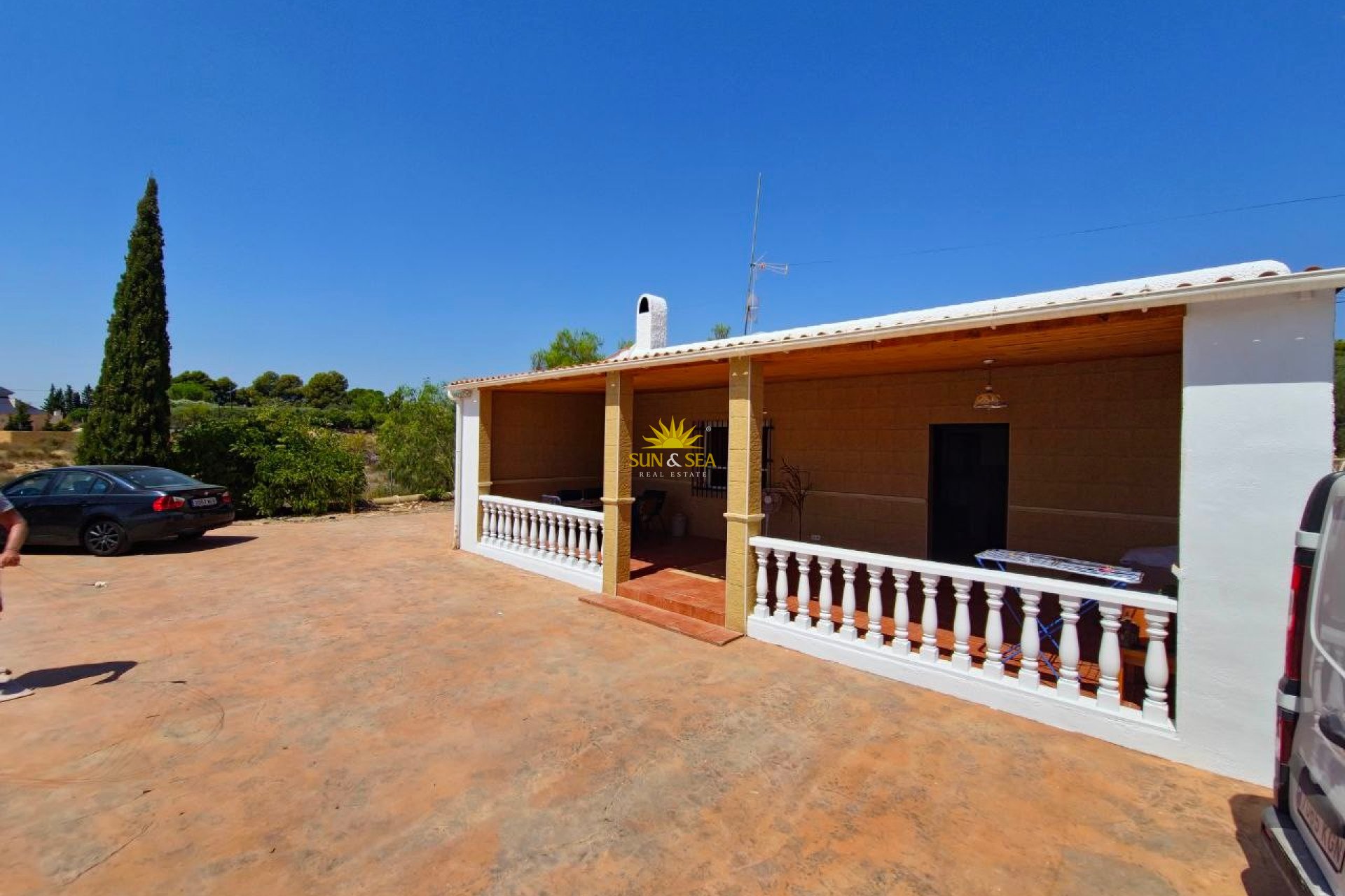 Herverkoop - Villa - Crevillente