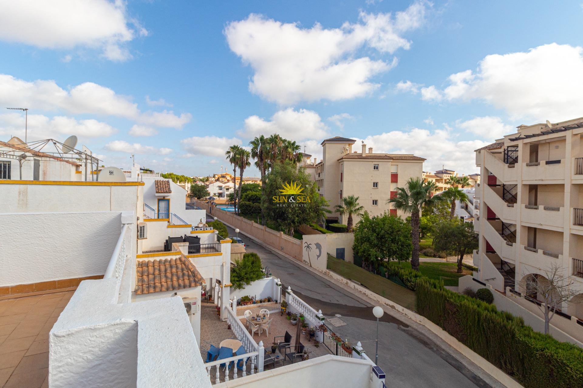 Herverkoop - Villa / Half vrijstaand - Orihuela Costa - La Florida