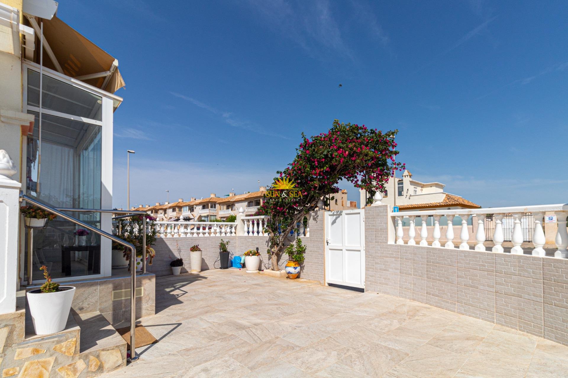 Herverkoop - Villa / Half vrijstaand - Orihuela Costa - La Regia