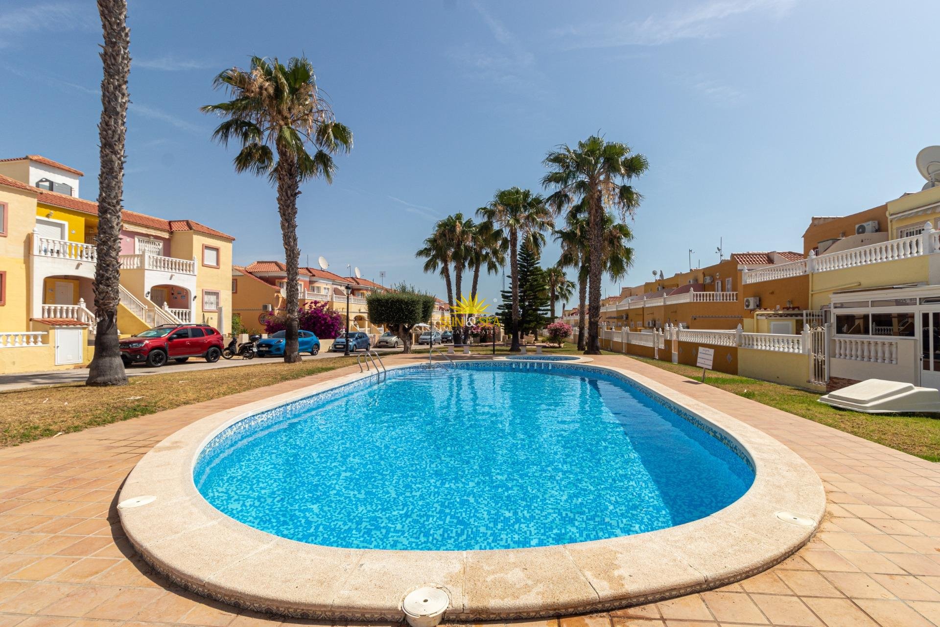 Herverkoop - Villa / Half vrijstaand - Orihuela Costa - La Regia