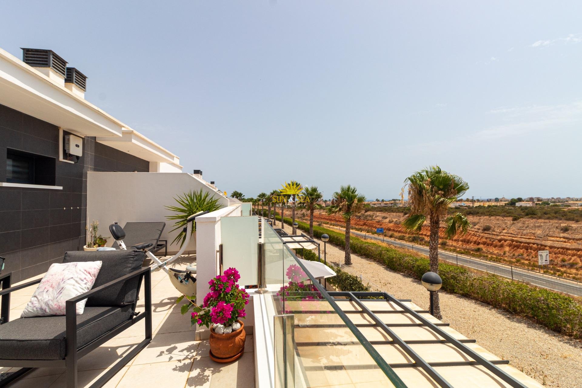 Herverkoop - Villa / Half vrijstaand - Orihuela Costa - Lomas de Cabo Roig