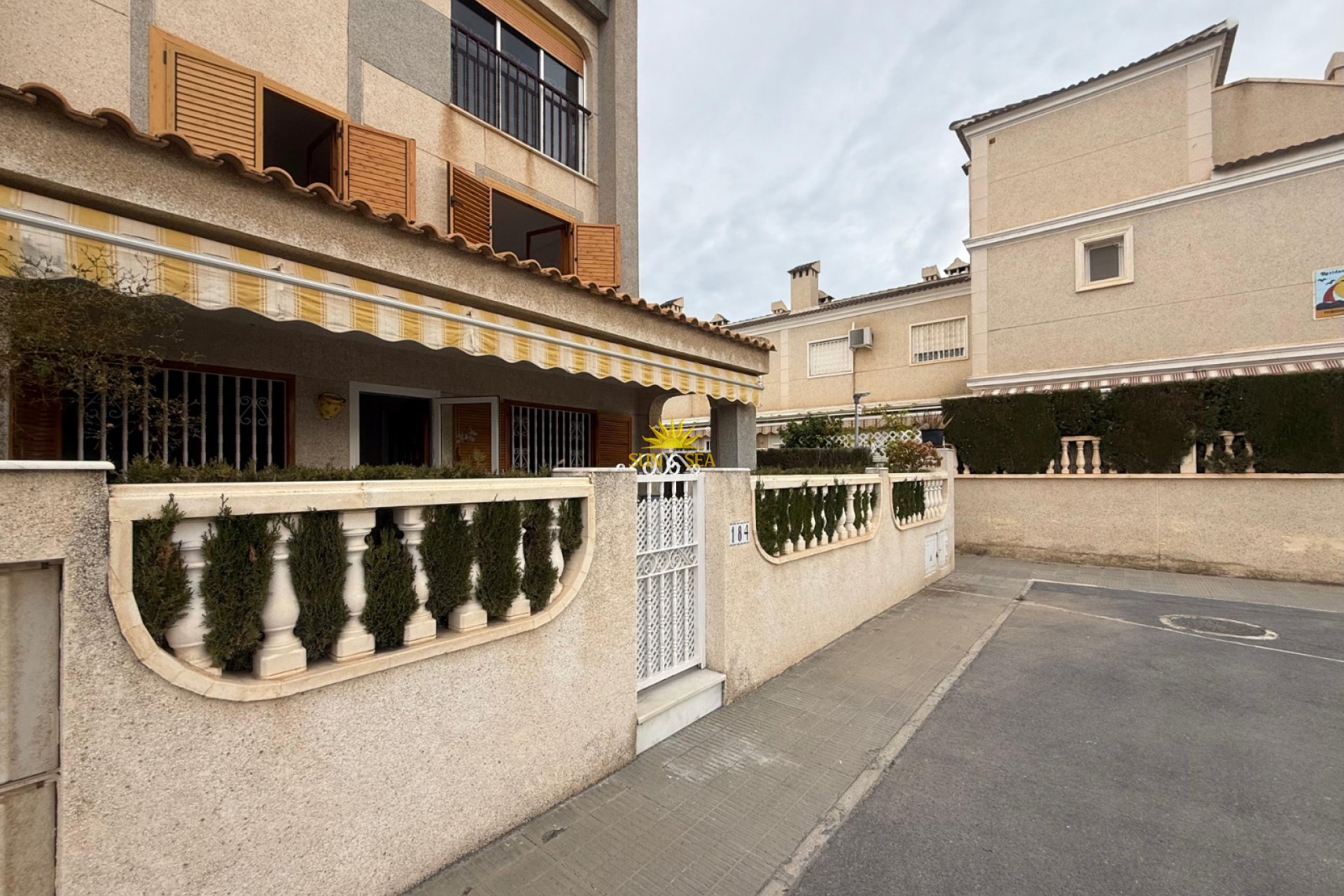 Herverkoop - Villa - Santa Pola - Playa Lisa