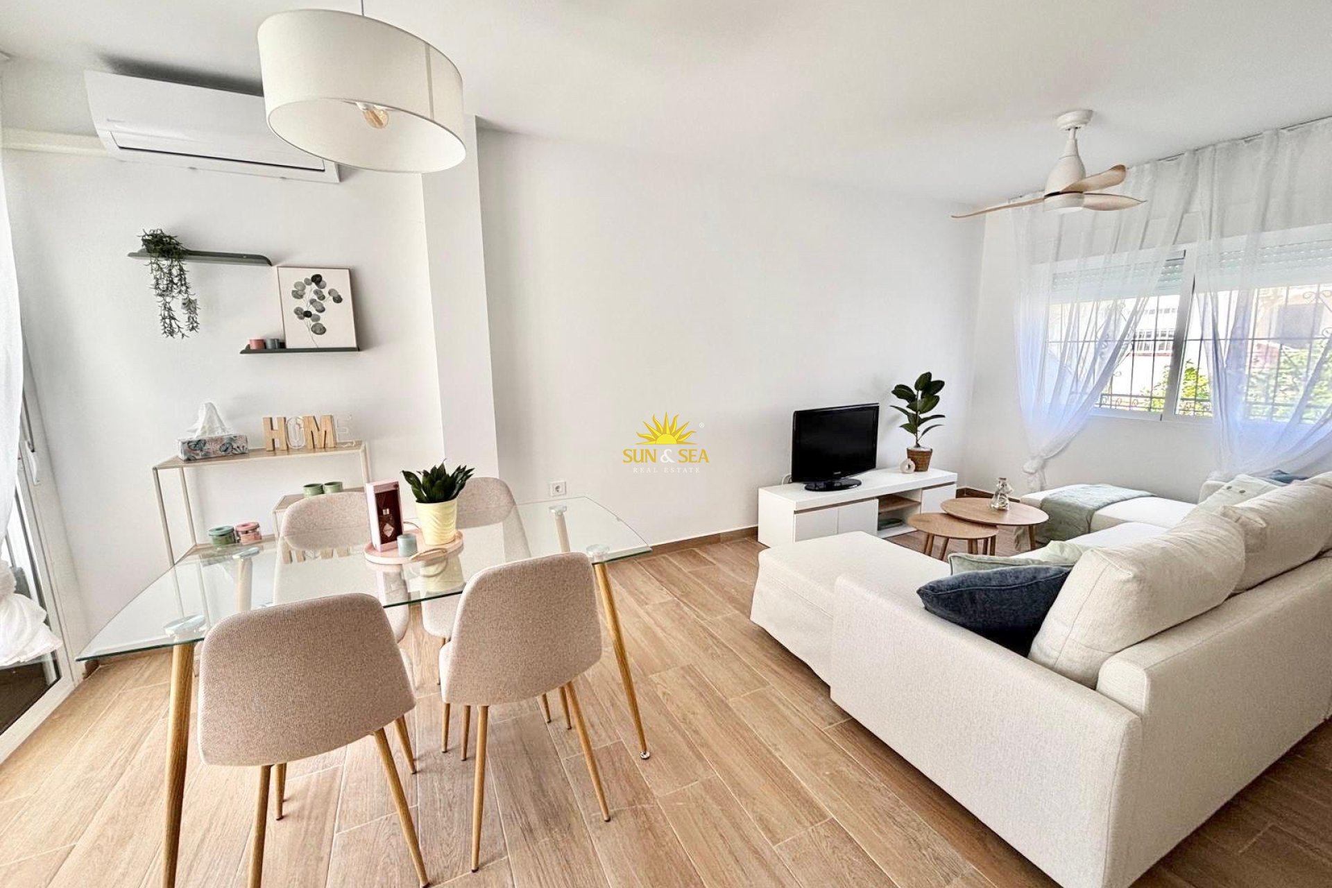 Kurzzeit-Vermietung - Duplex - Torrevieja - Playa Los Naufragos