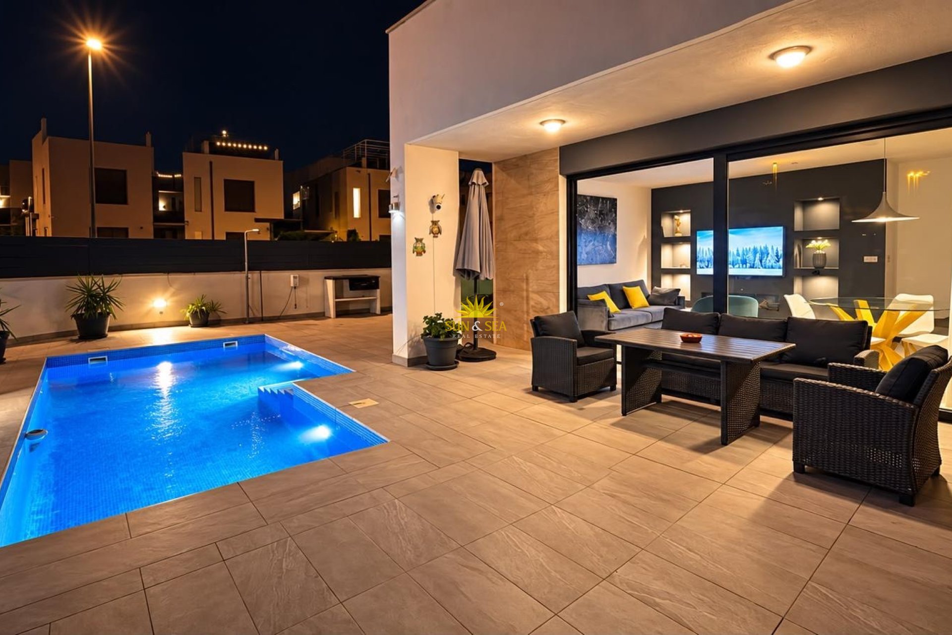 Kurzzeit-Vermietung - Villa - Orihuela Costa - Villamartín