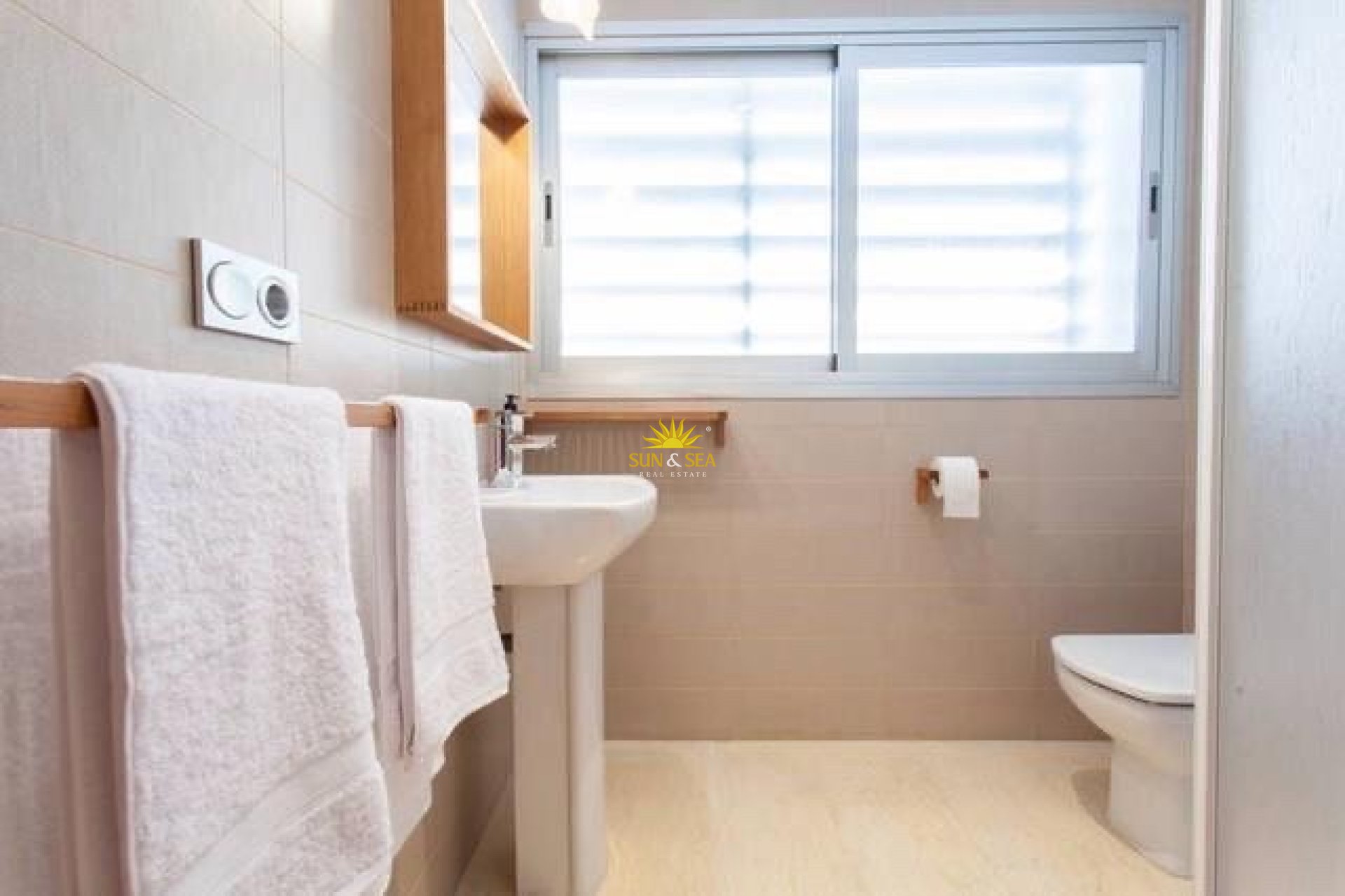 Kurzzeit-Vermietung - Wohnung - Benidorm