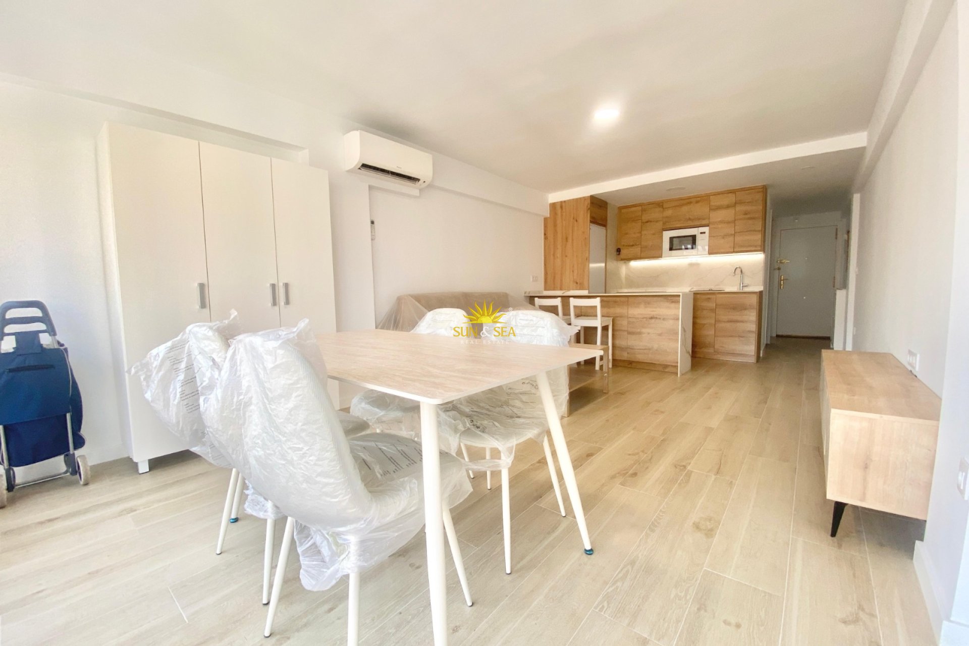 Kurzzeit-Vermietung - Wohnung - Benidorm