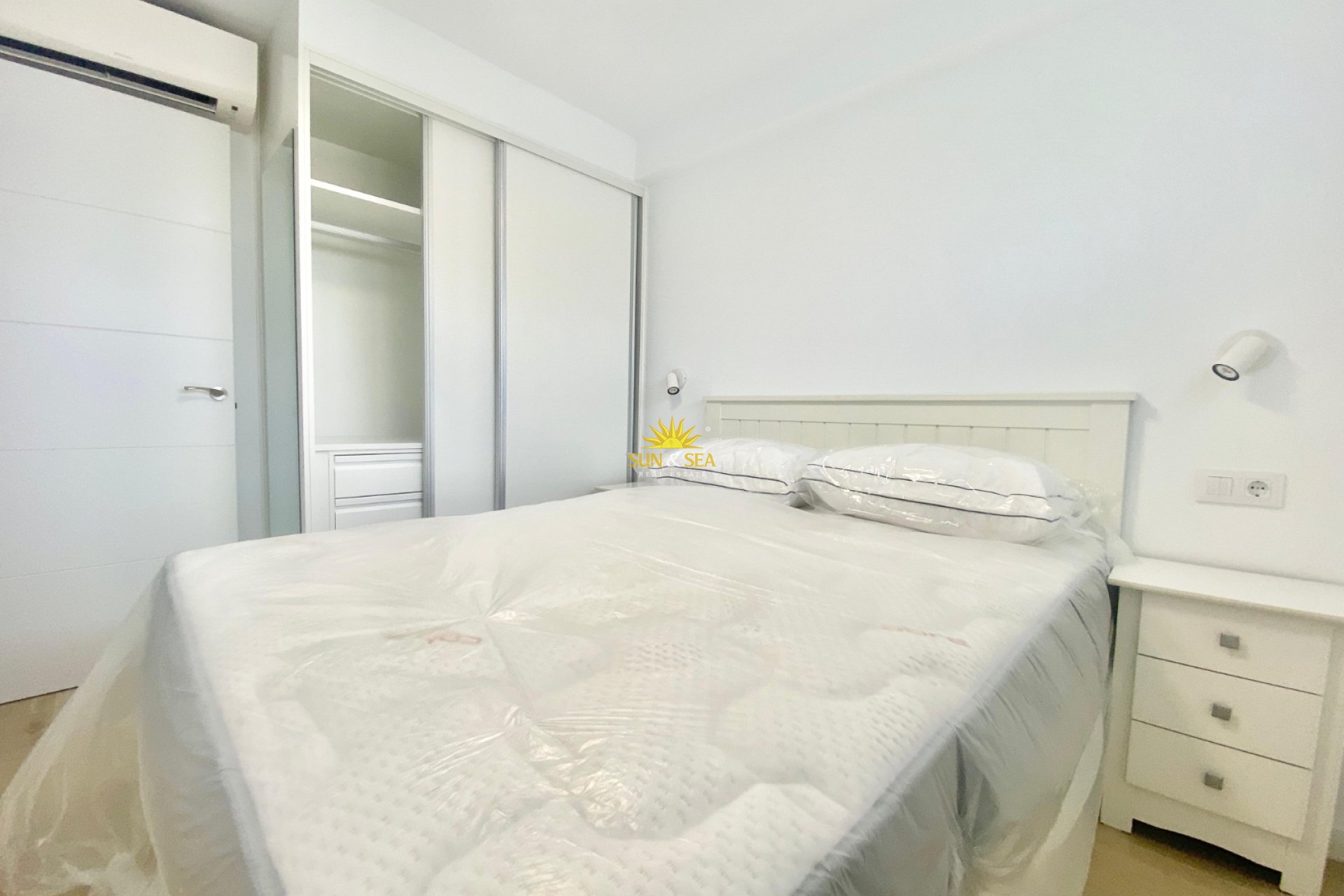 Kurzzeit-Vermietung - Wohnung - Benidorm