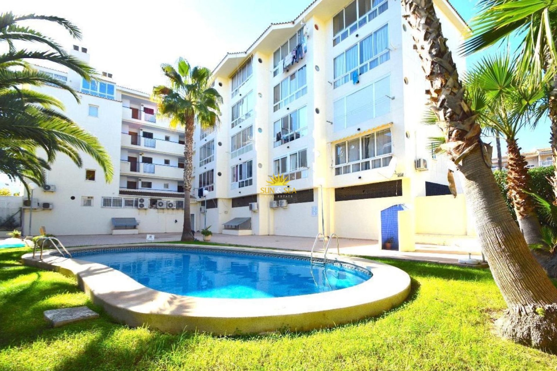 Kurzzeit-Vermietung - Wohnung - Benidorm