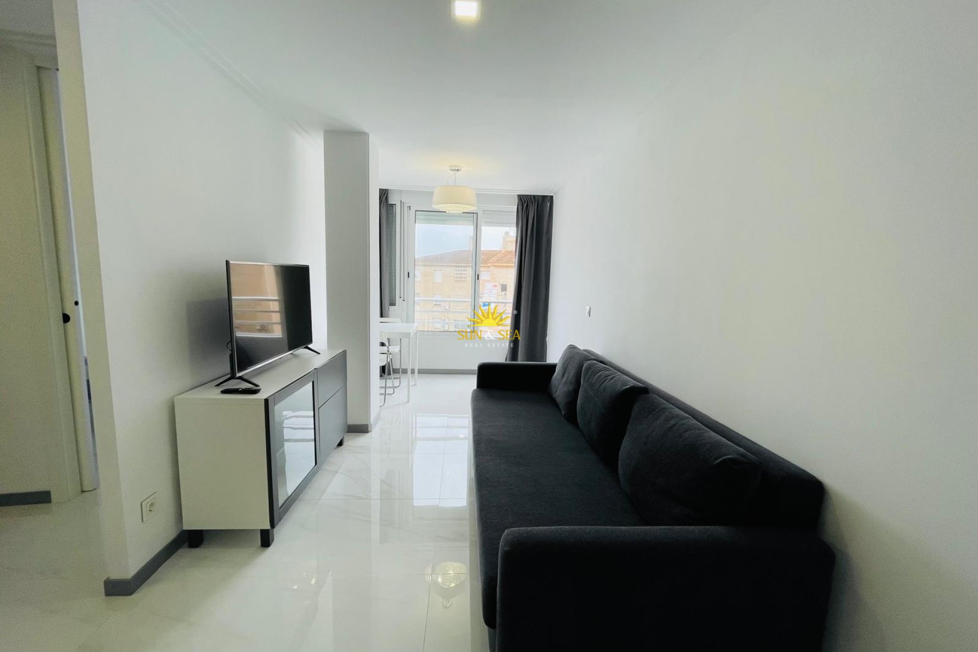 Kurzzeit-Vermietung - Wohnung -  - Santiago De La Ribera