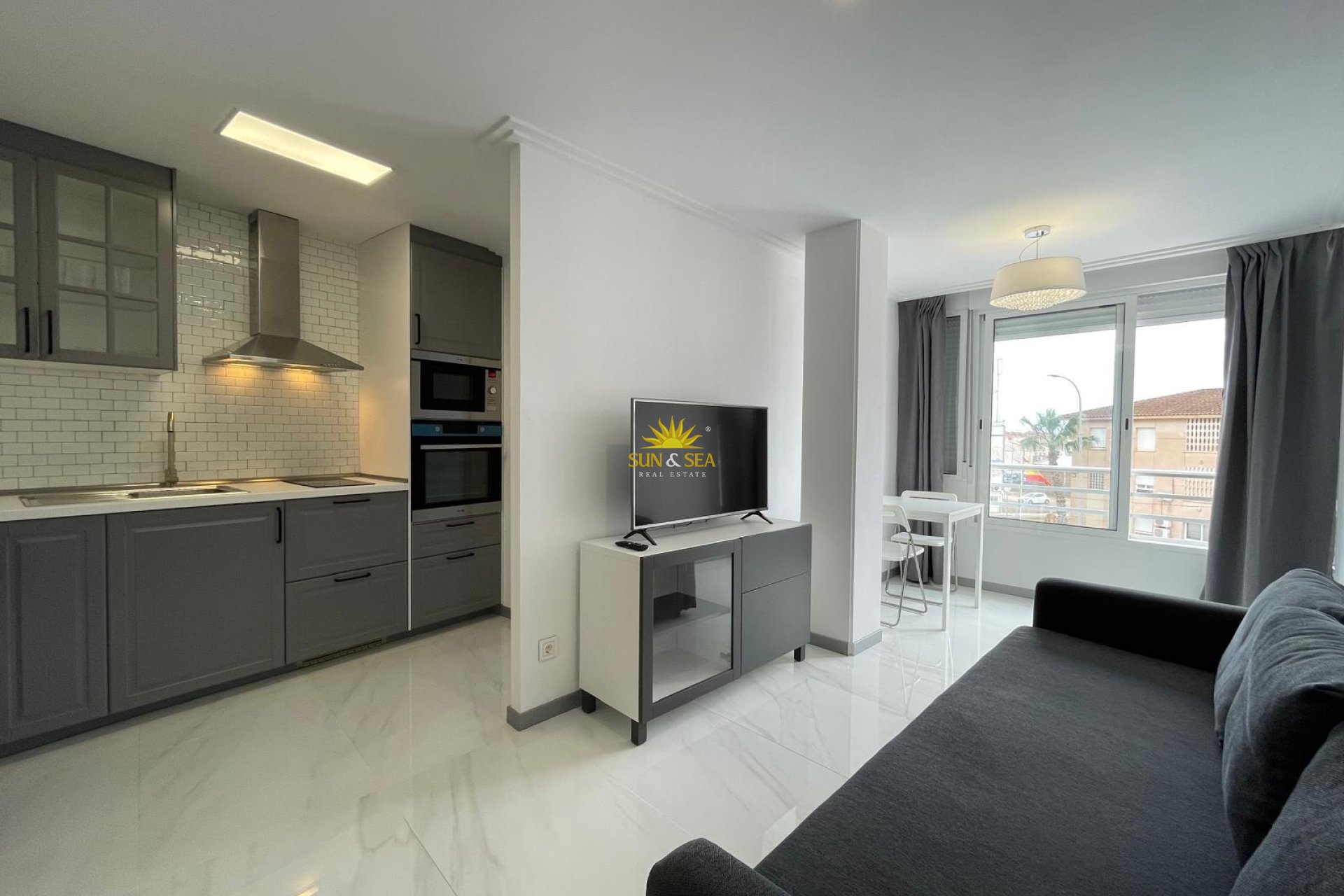 Kurzzeit-Vermietung - Wohnung -  - Santiago De La Ribera