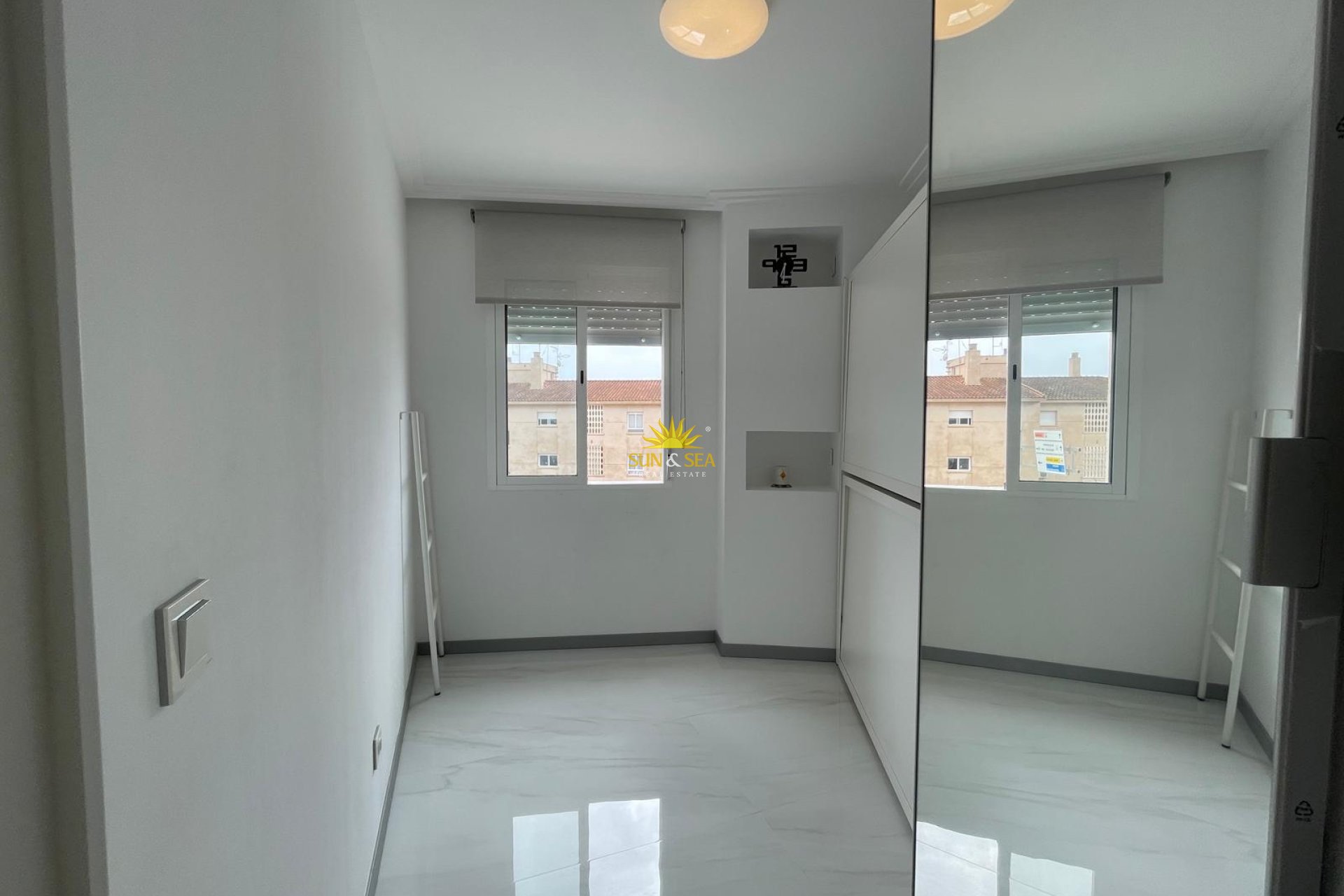 Kurzzeit-Vermietung - Wohnung -  - Santiago De La Ribera