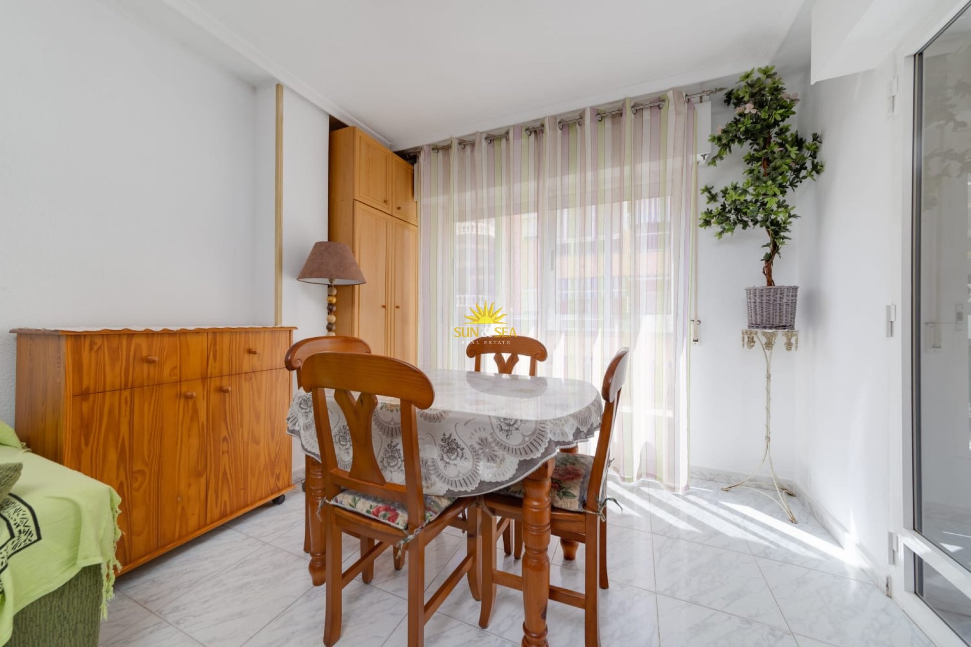 Kurzzeit-Vermietung - Wohnung - Torrevieja - Playa de los Locos