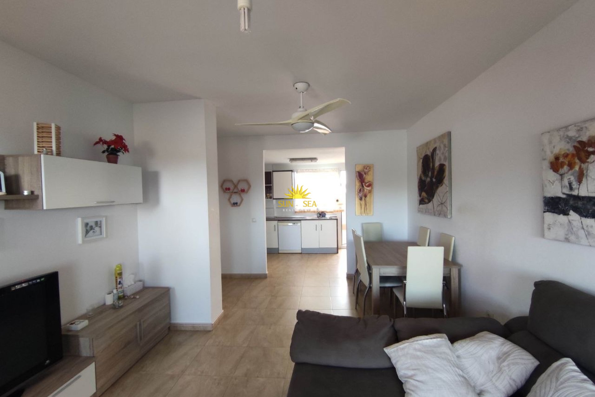 Kurzzeit-Vermietung - Wohnung - 