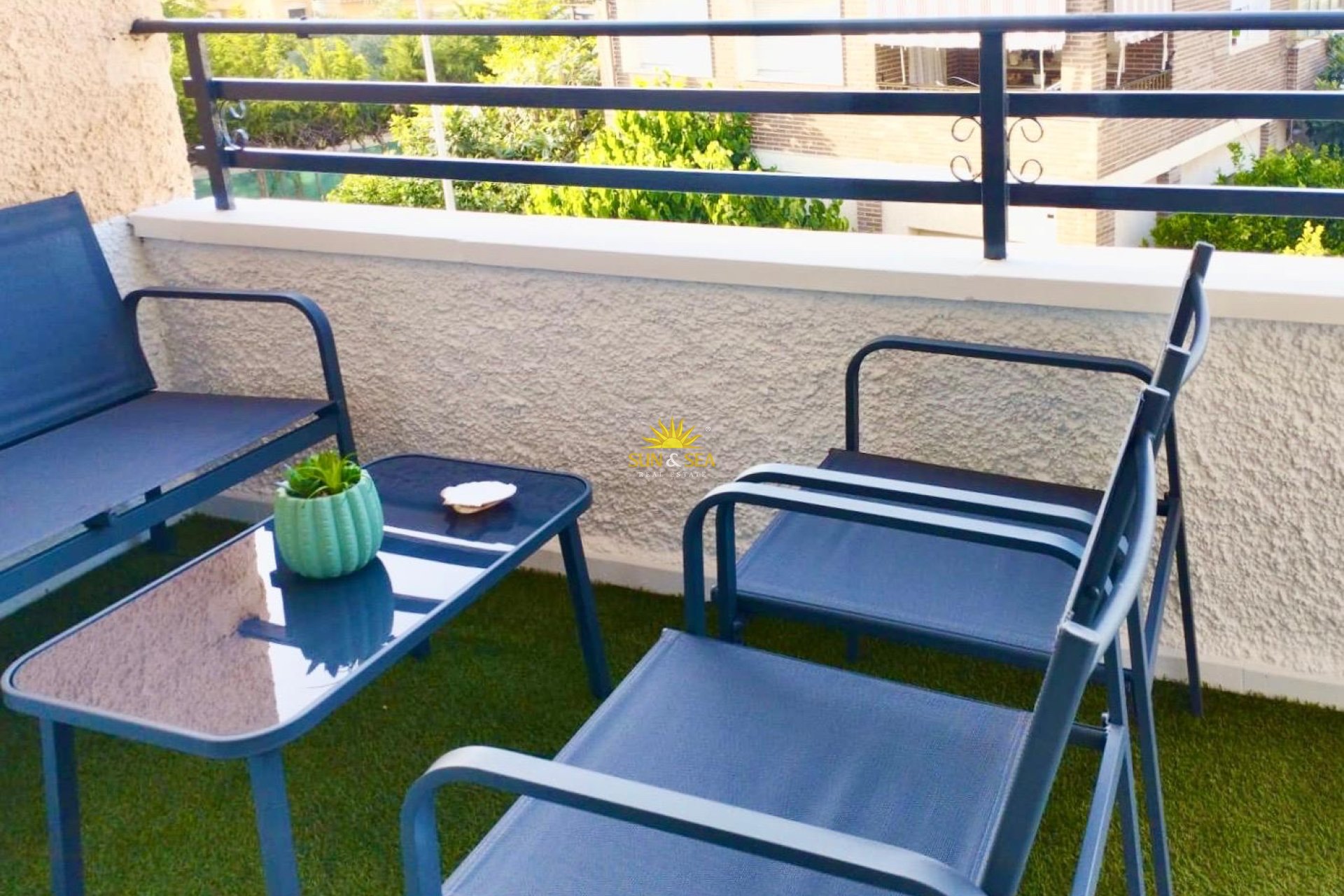 Kurzzeit-Vermietung - Wohnung - 