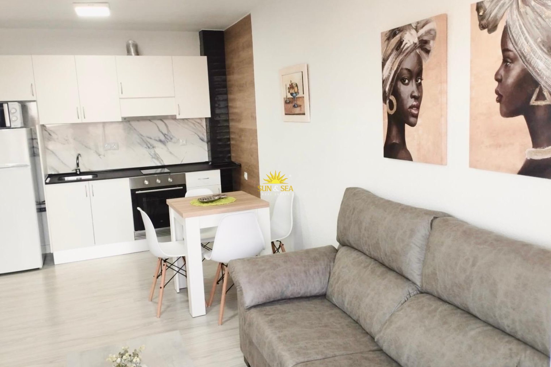 Kurzzeit-Vermietung - Wohnung - 